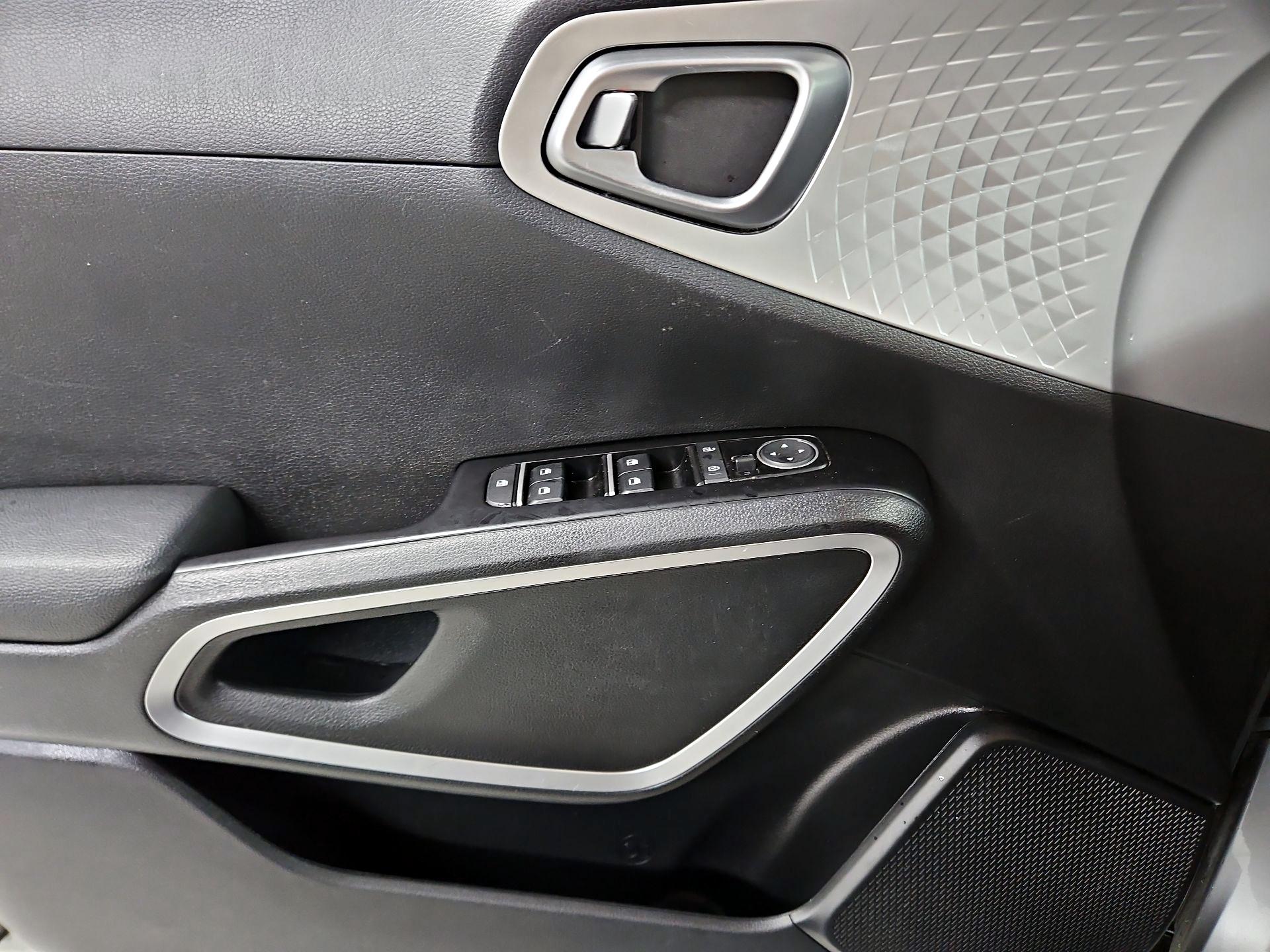 Thumbnail: 2024 Kia Soul - 12