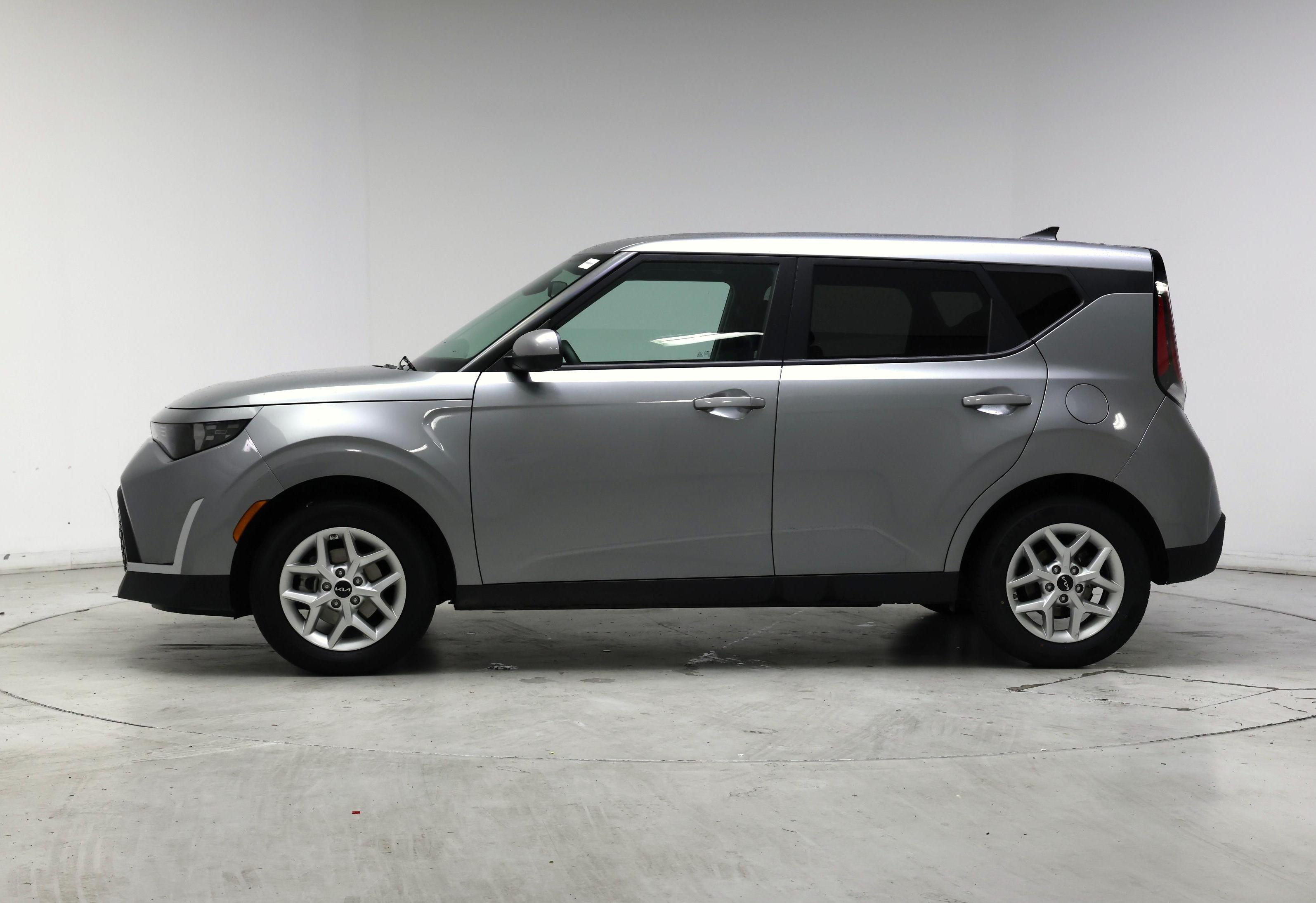 Thumbnail: 2024 Kia Soul - 3