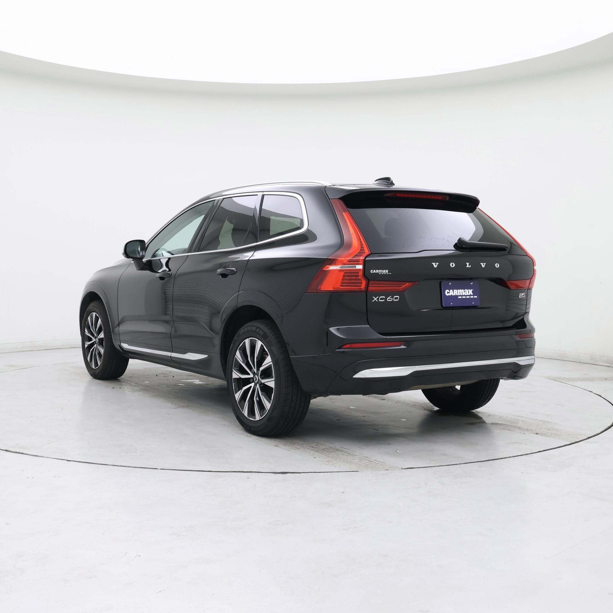 Thumbnail: 2023 Volvo XC60 - 2