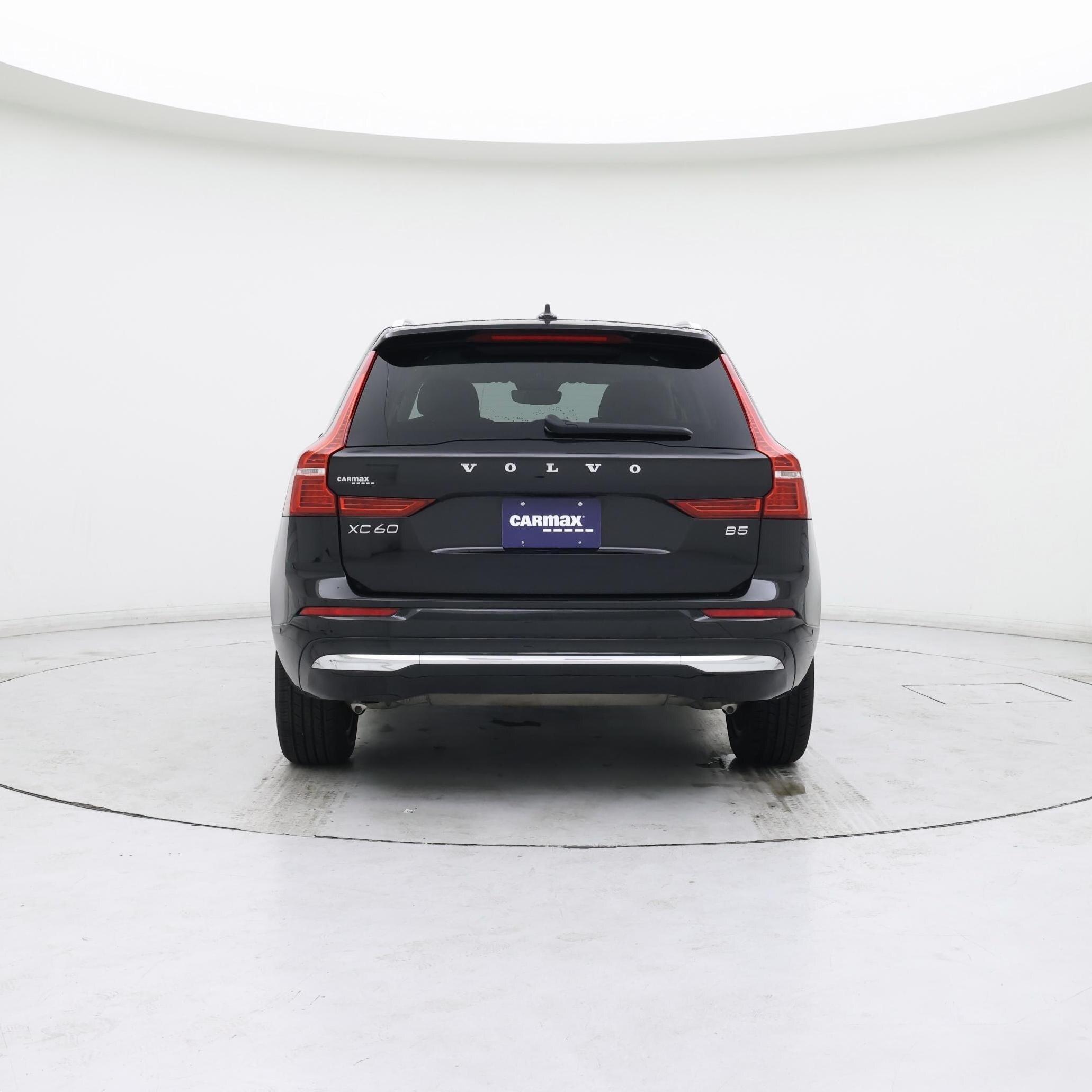 Thumbnail: 2023 Volvo XC60 - 6