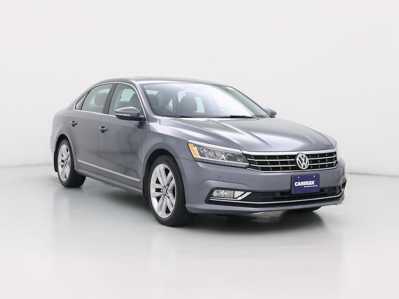 2017 Volkswagen Passat SEL -
                  Beaverton, OR
