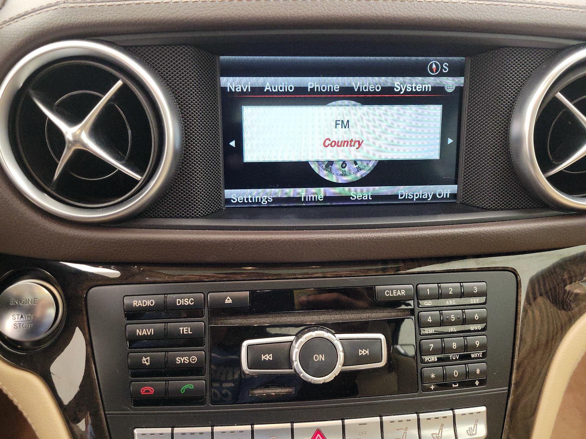 Thumbnail: 2015 Mercedes-Benz SL-Class - 15