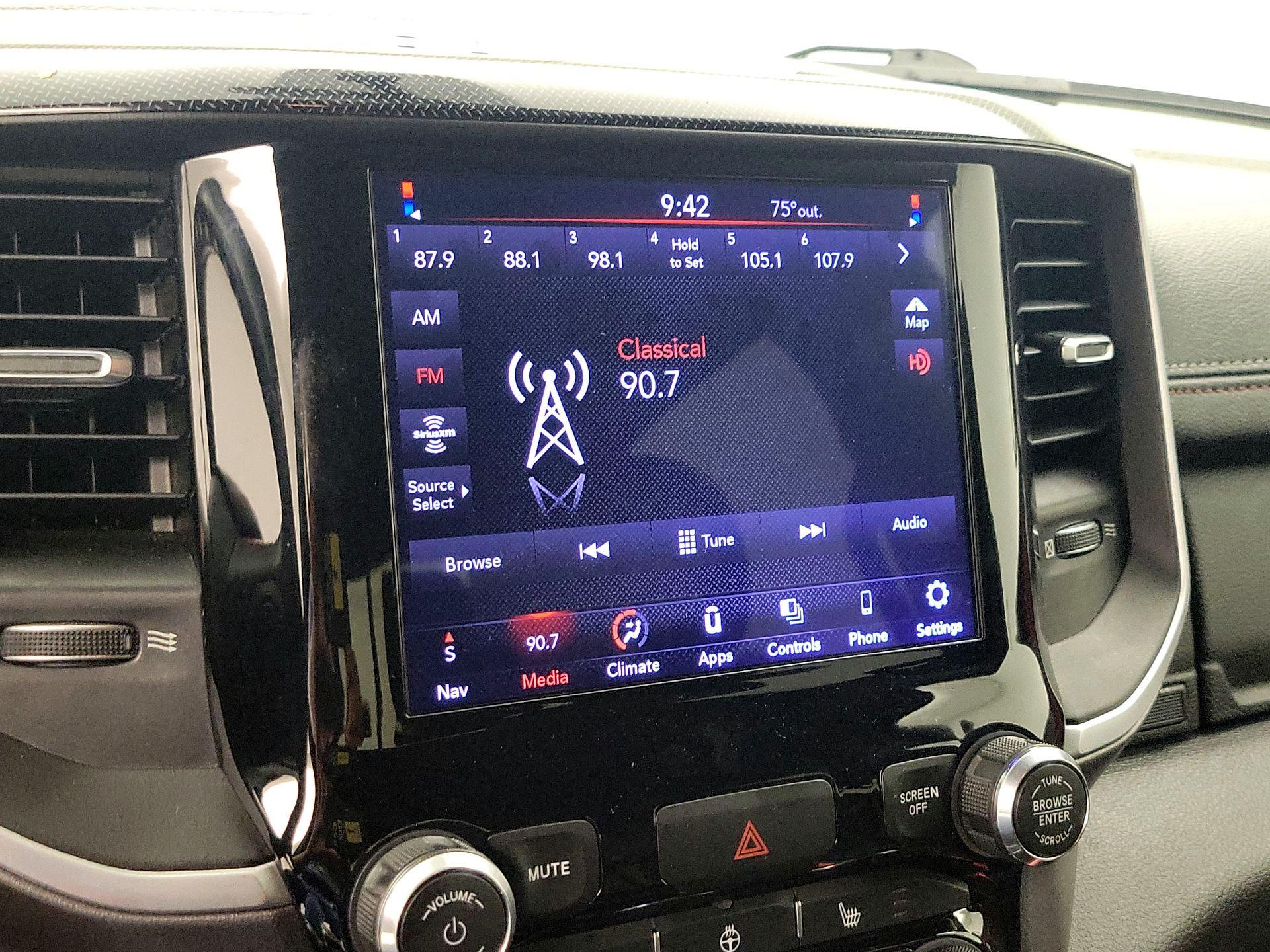 Thumbnail: 2019 RAM 1500 - 16