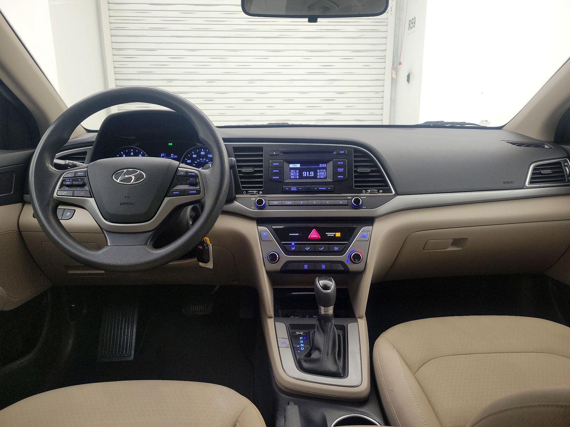 Thumbnail: 2018 Hyundai Elantra - 9