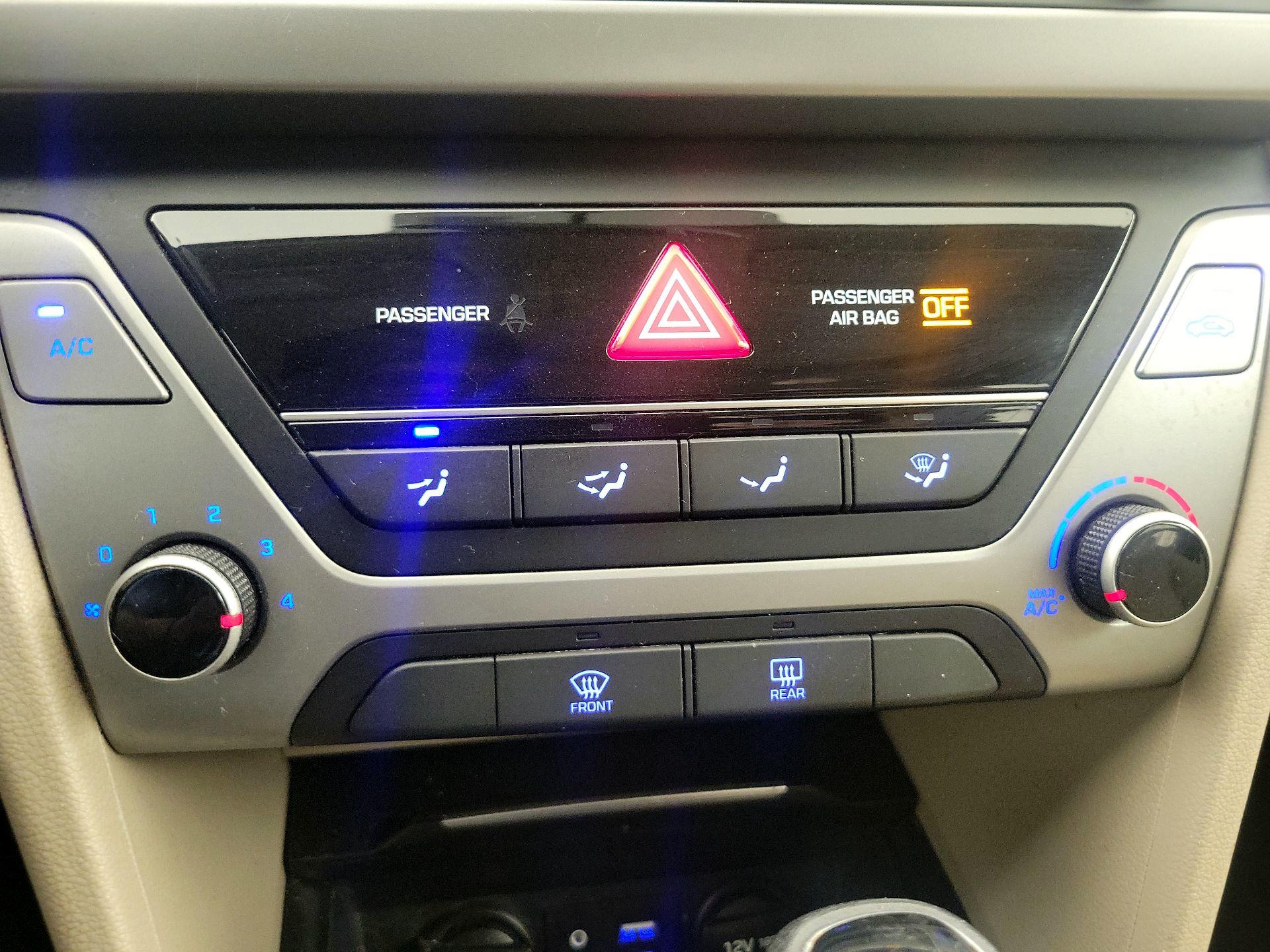 Thumbnail: 2018 Hyundai Elantra - 15