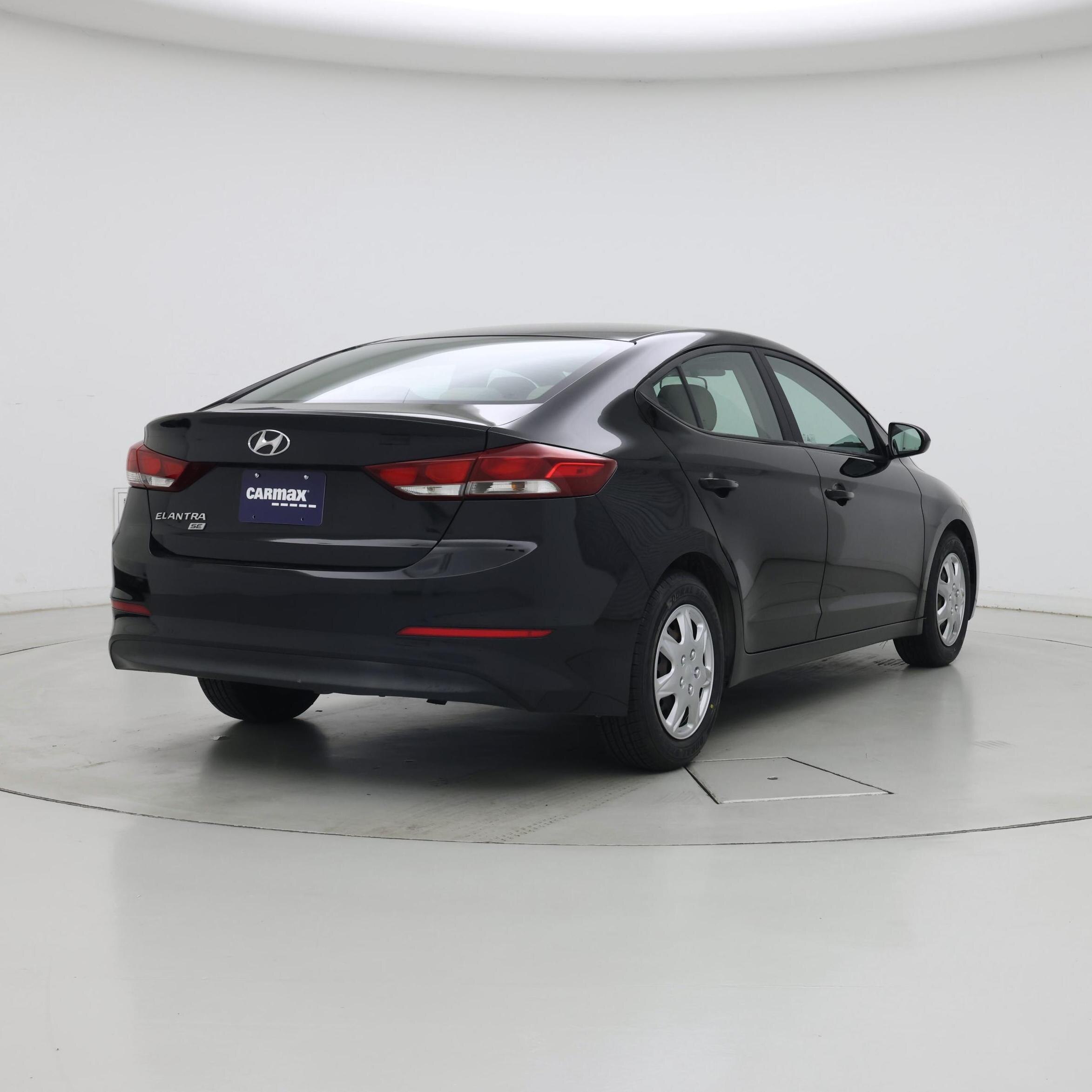 Thumbnail: 2018 Hyundai Elantra - 8