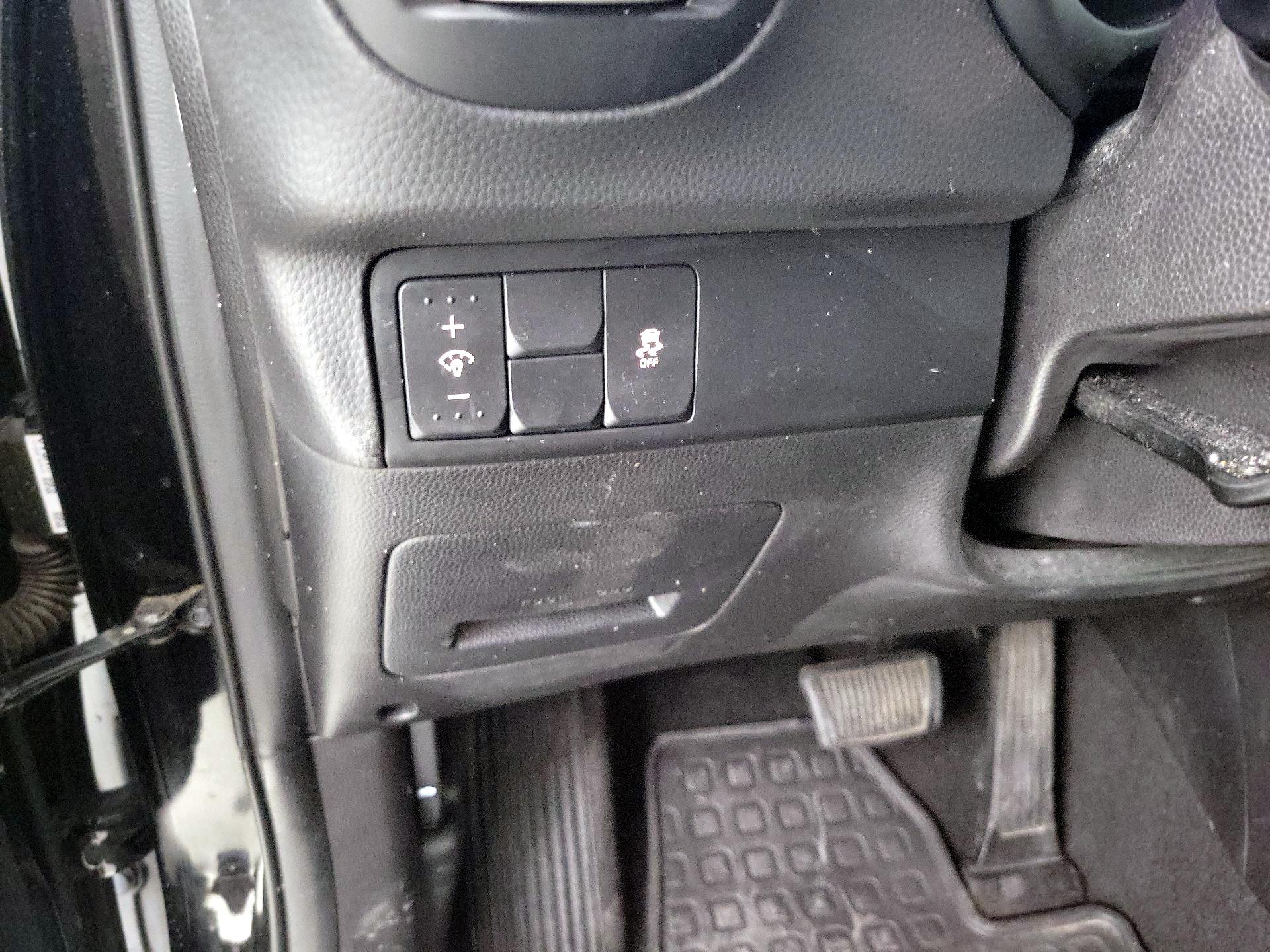 Thumbnail: 2019 Kia Soul - 11