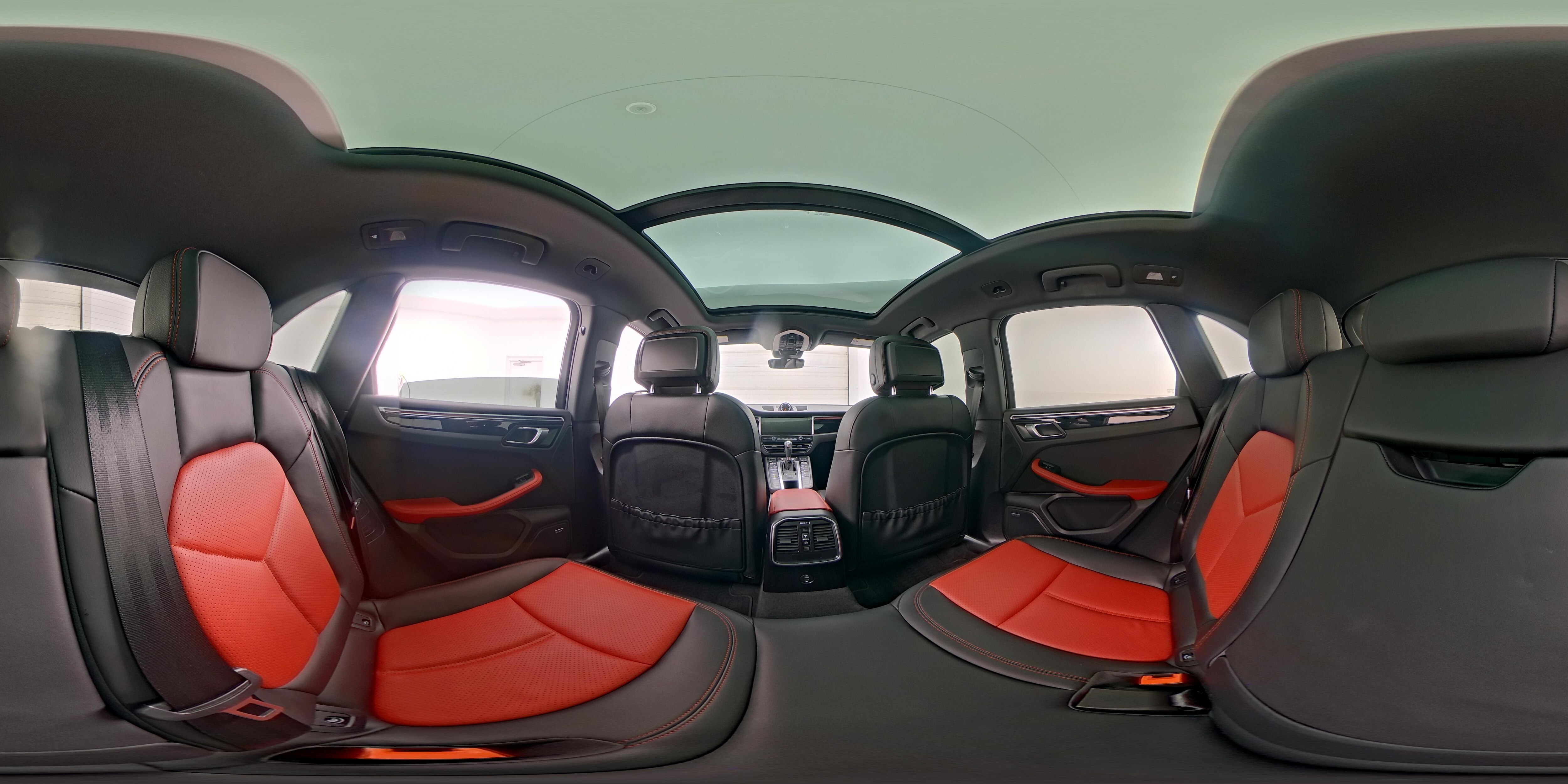 2021 Porsche Macan Base - Photo 27