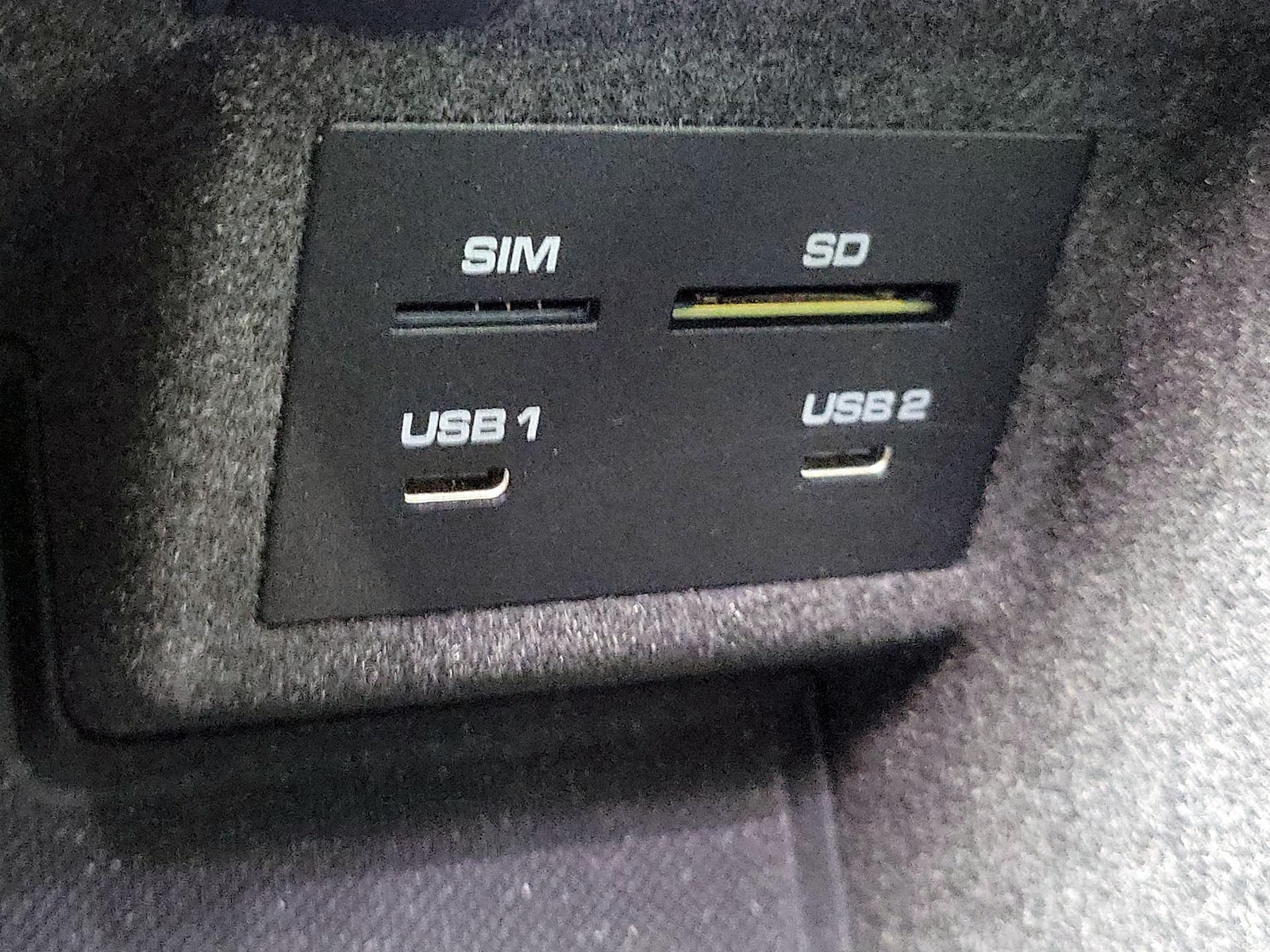 2021 Porsche Macan Base - Photo 20