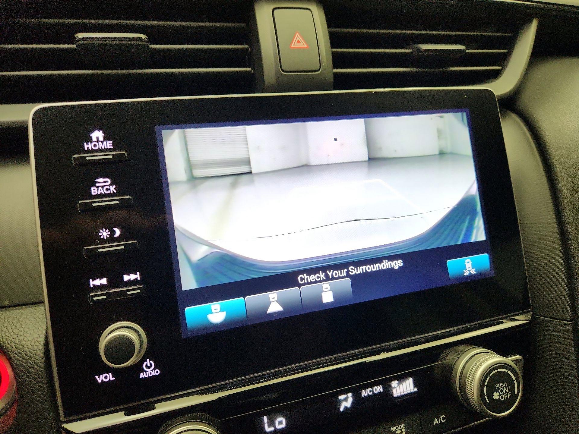 Thumbnail: 2021 Honda Insight - 14