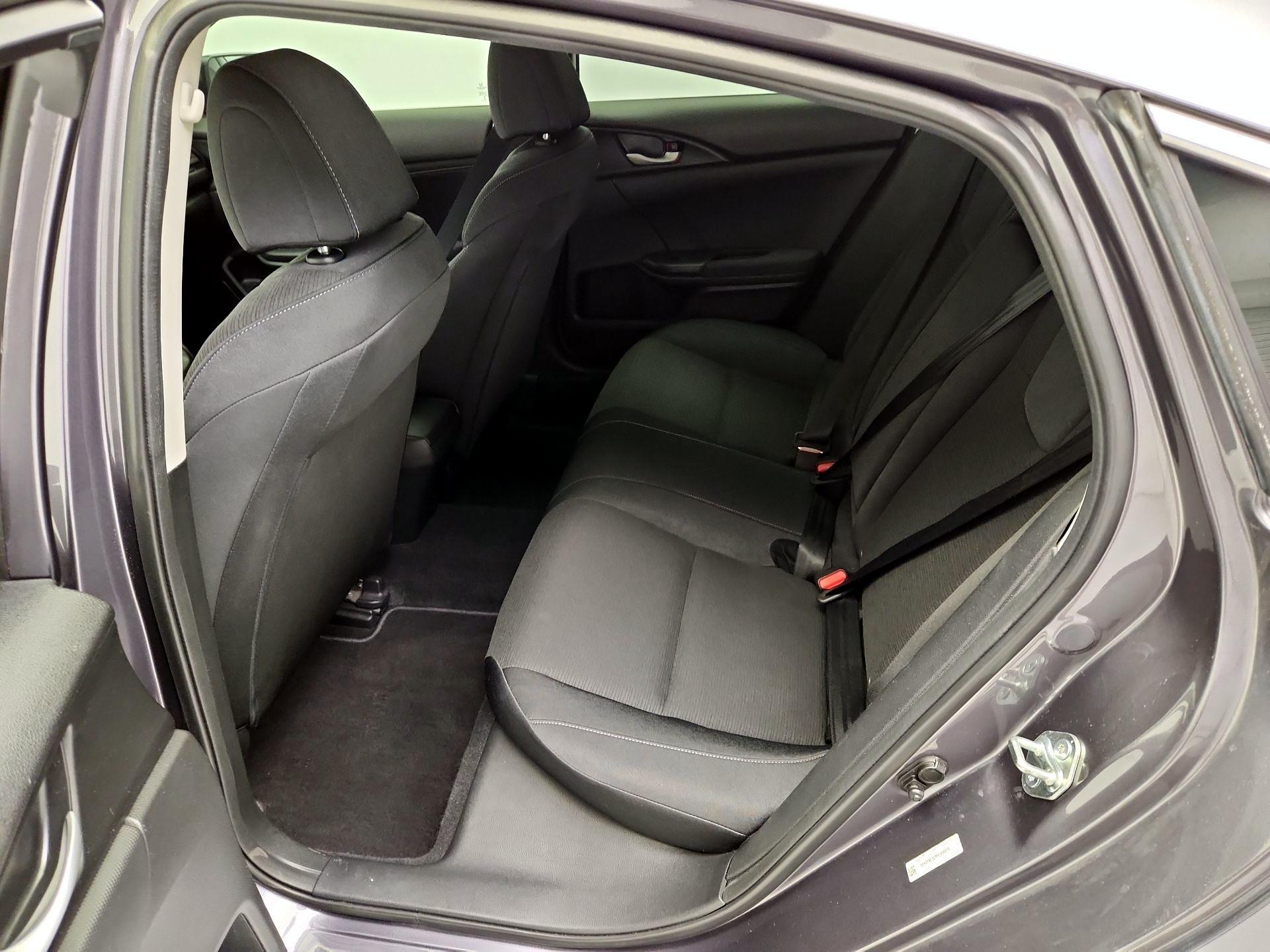 Thumbnail: 2021 Honda Insight - 19