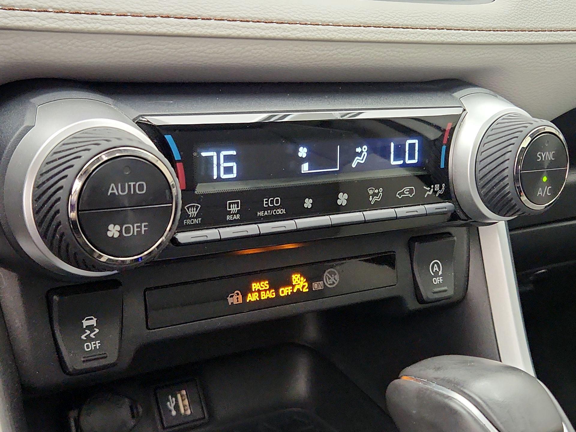 Thumbnail: 2023 Toyota RAV4 - 17