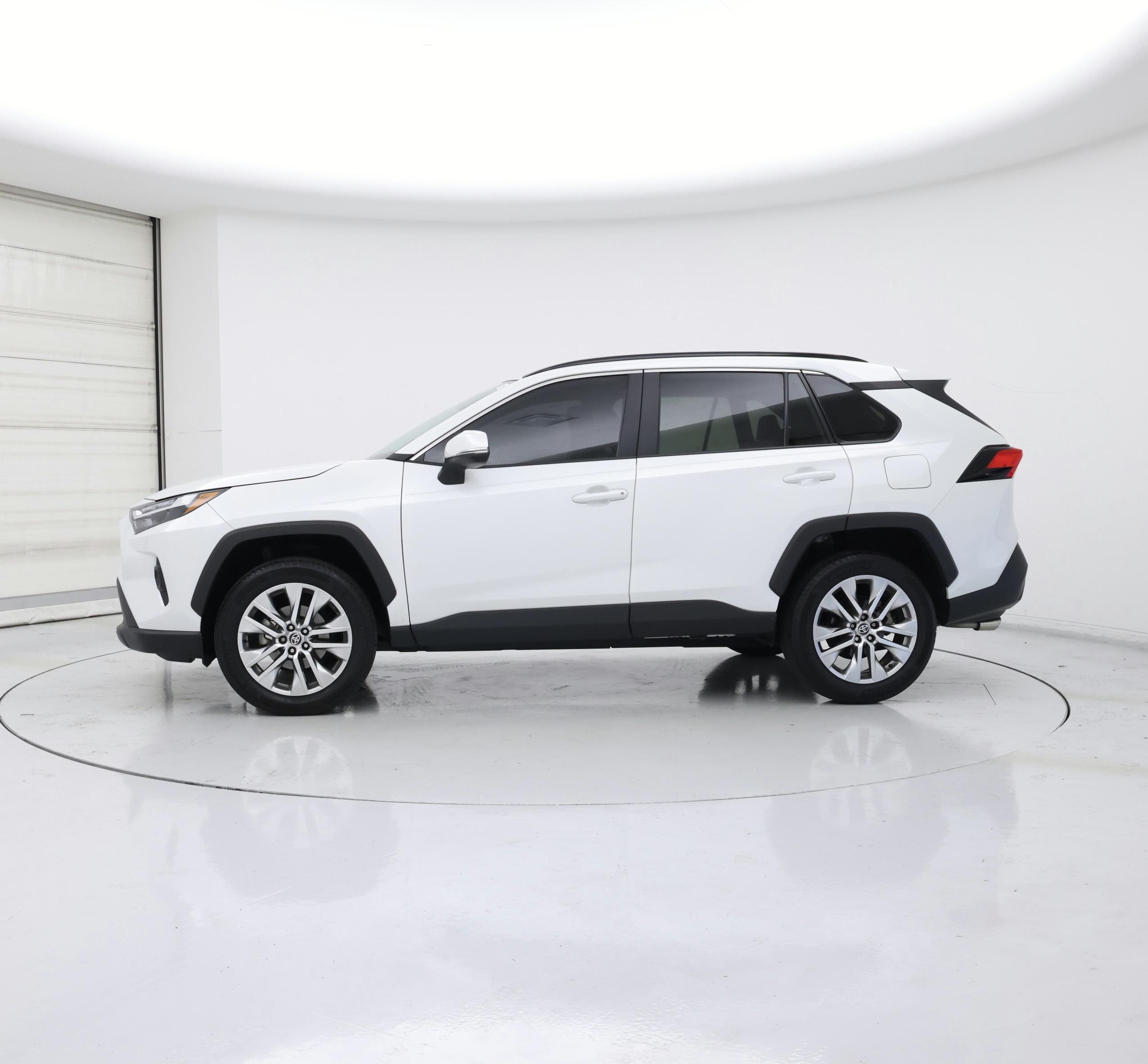Thumbnail: 2023 Toyota RAV4 - 3