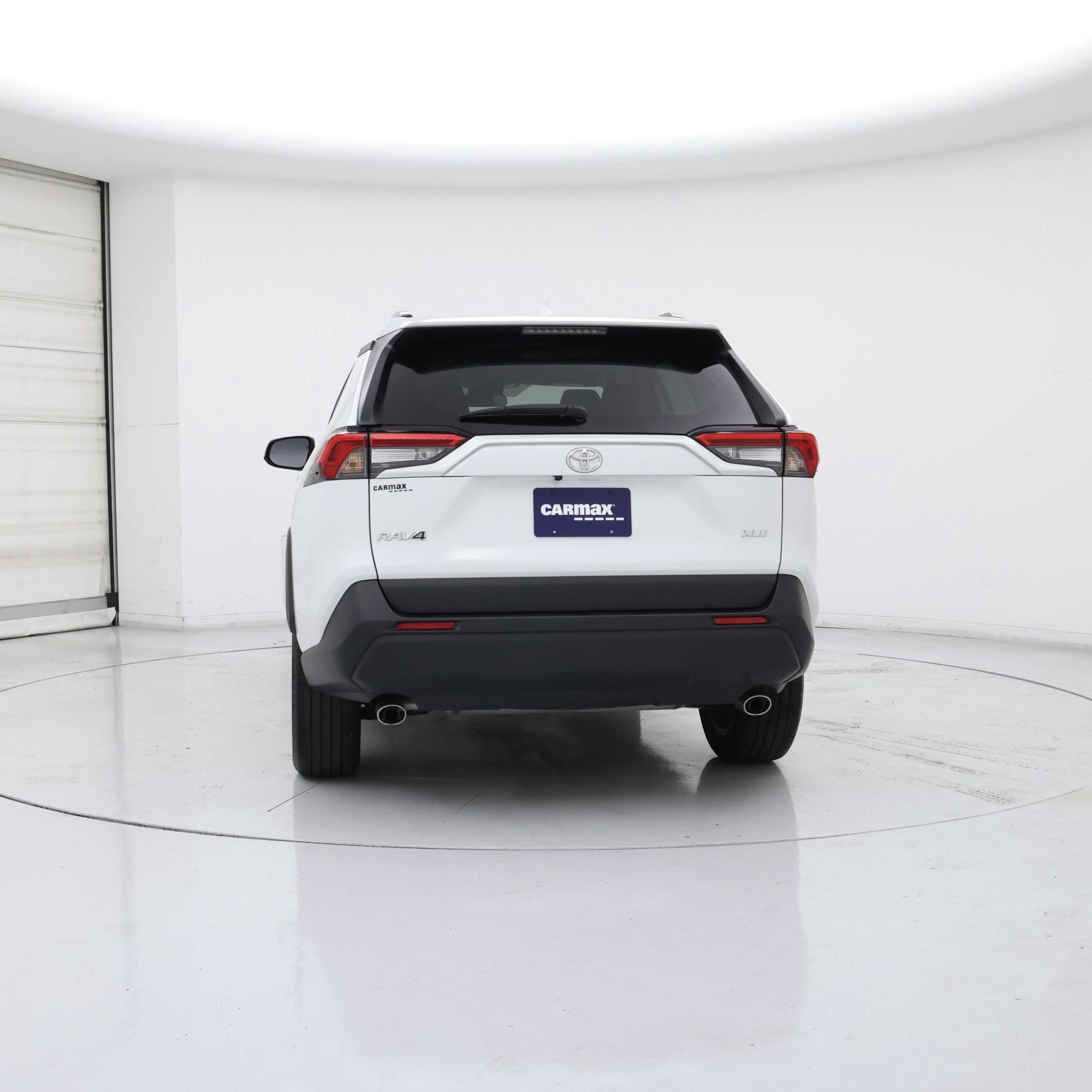 Thumbnail: 2023 Toyota RAV4 - 6