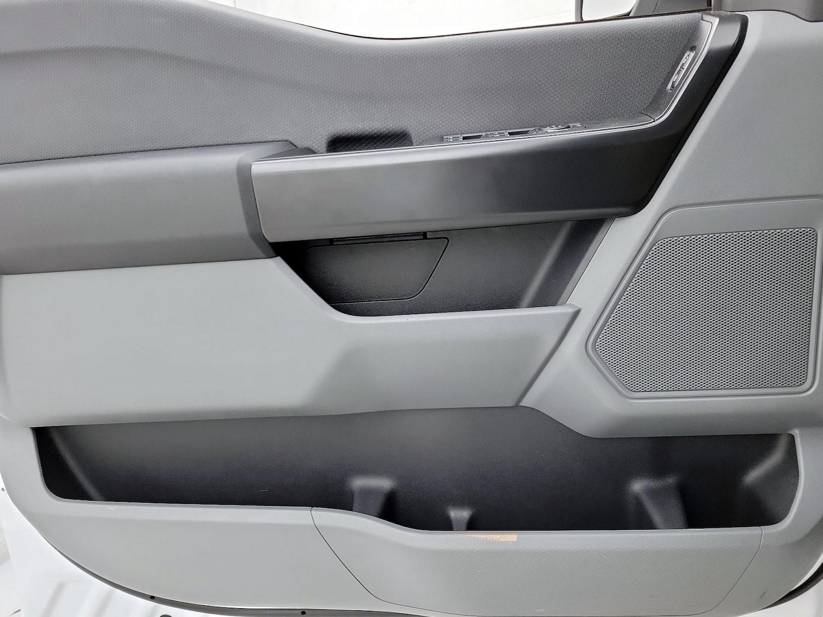 2023 Ford F-150 XL - Photo 13