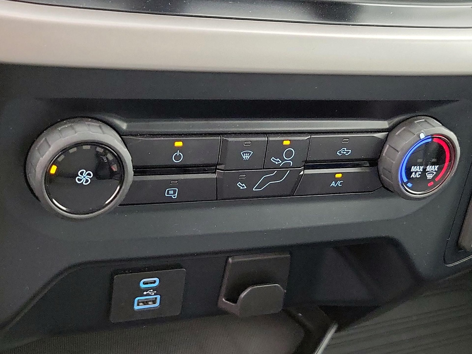 2023 Ford F-150 XL - Photo 17