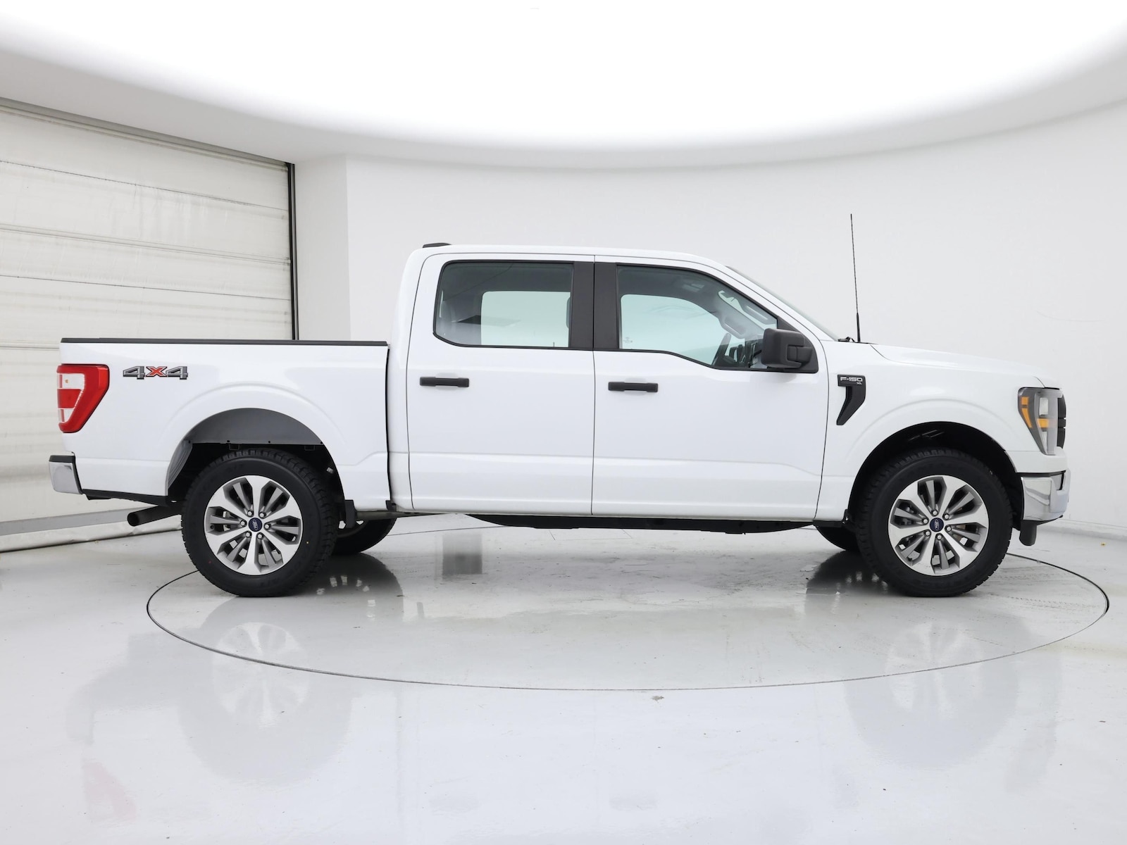 2023 Ford F-150 XL - Photo 8