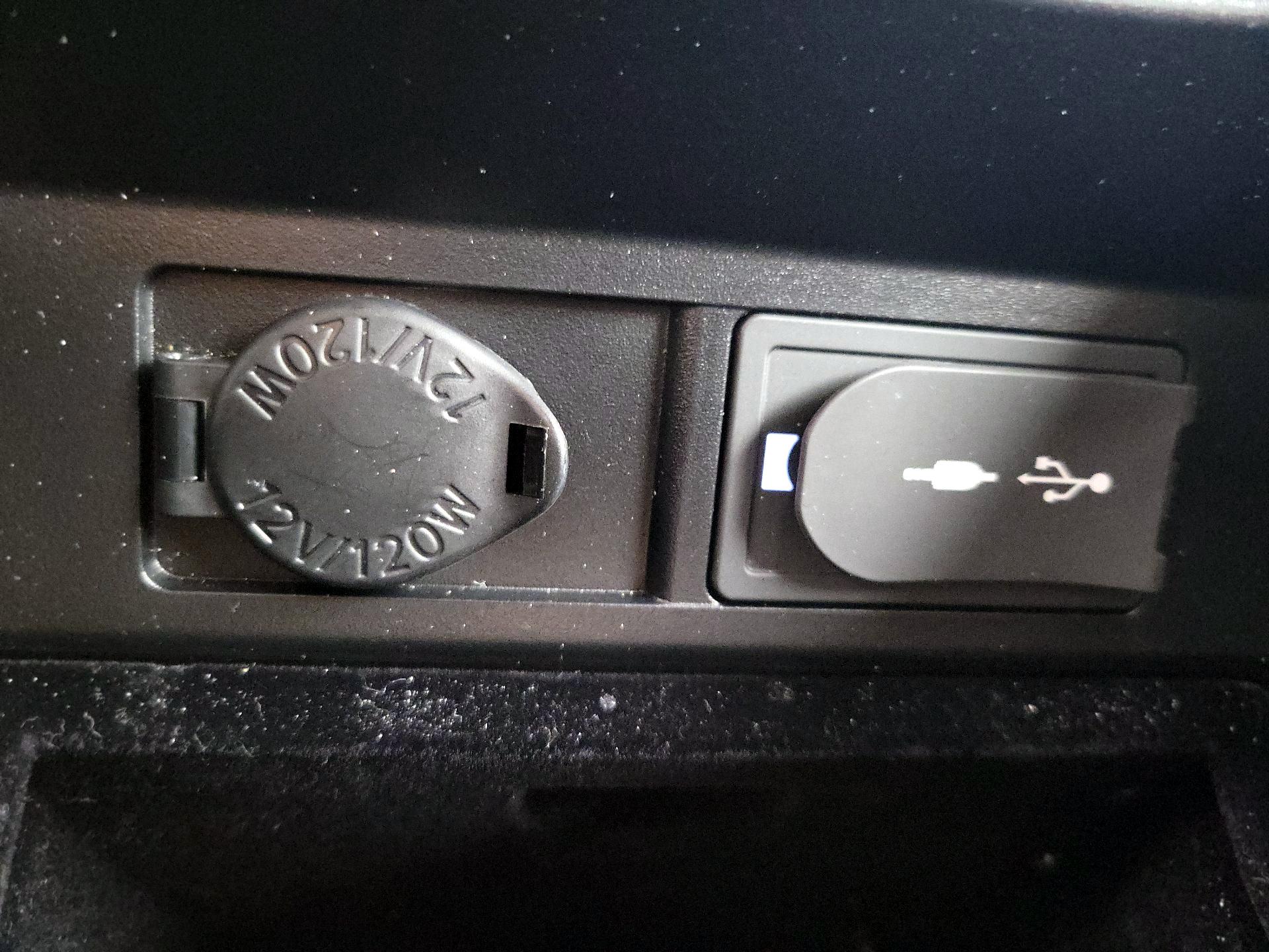 Thumbnail: 2016 Lexus RX - 18