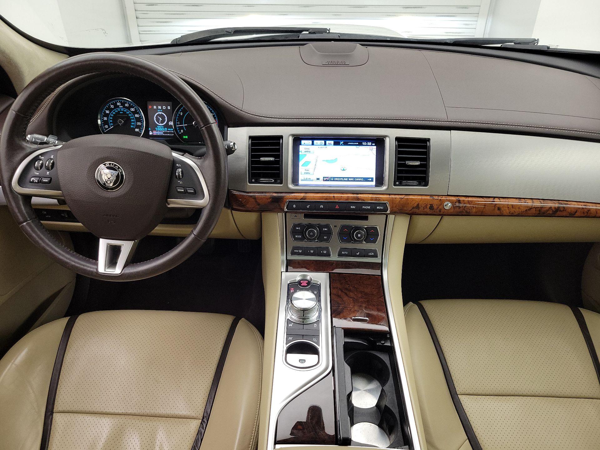 Thumbnail: 2015 Jaguar XF - 9