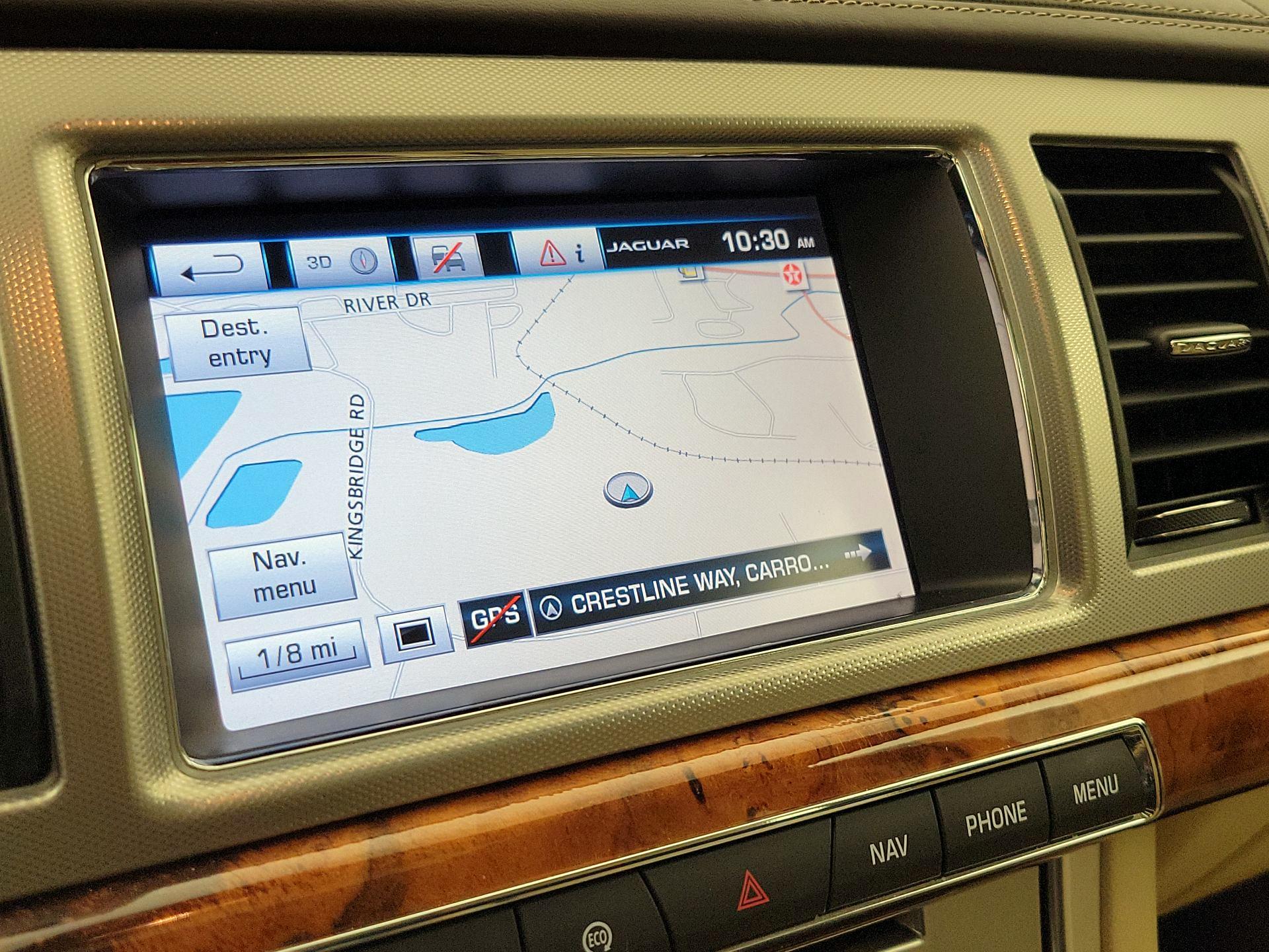 Thumbnail: 2015 Jaguar XF - 14