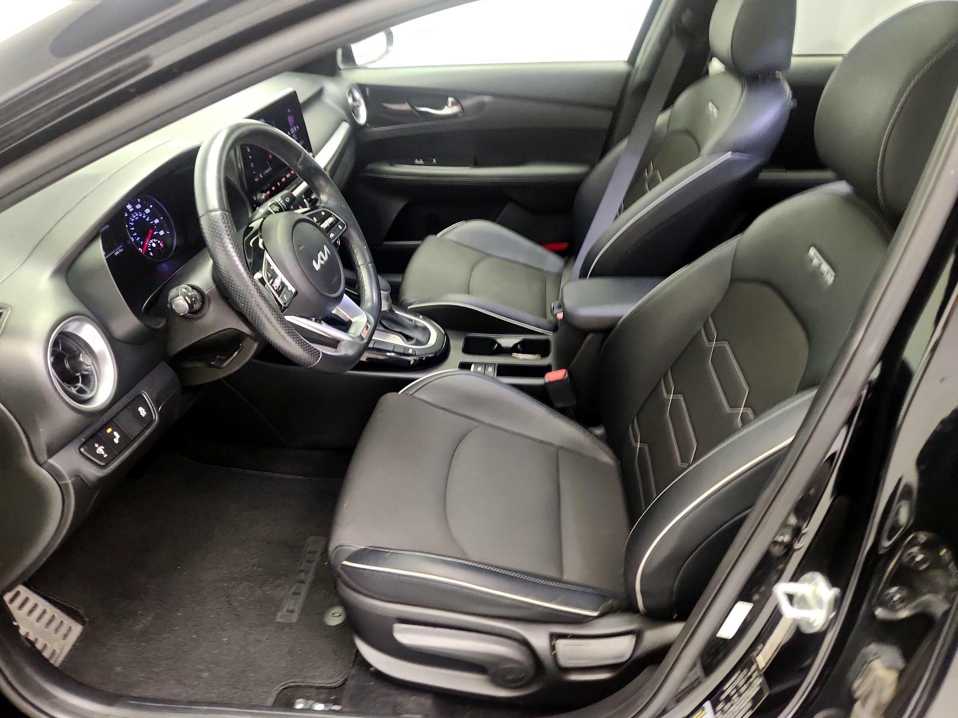 Thumbnail: 2023 Kia Forte - 11