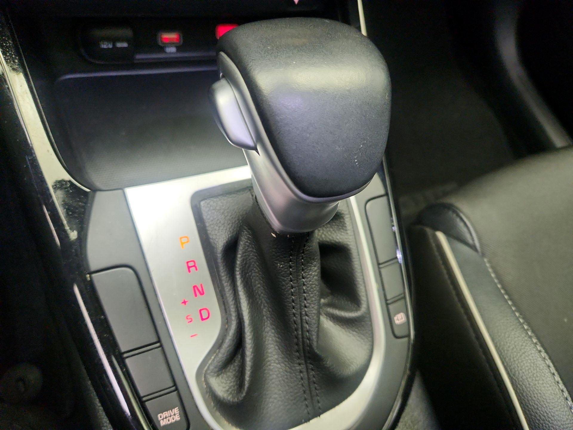 Thumbnail: 2023 Kia Forte - 18