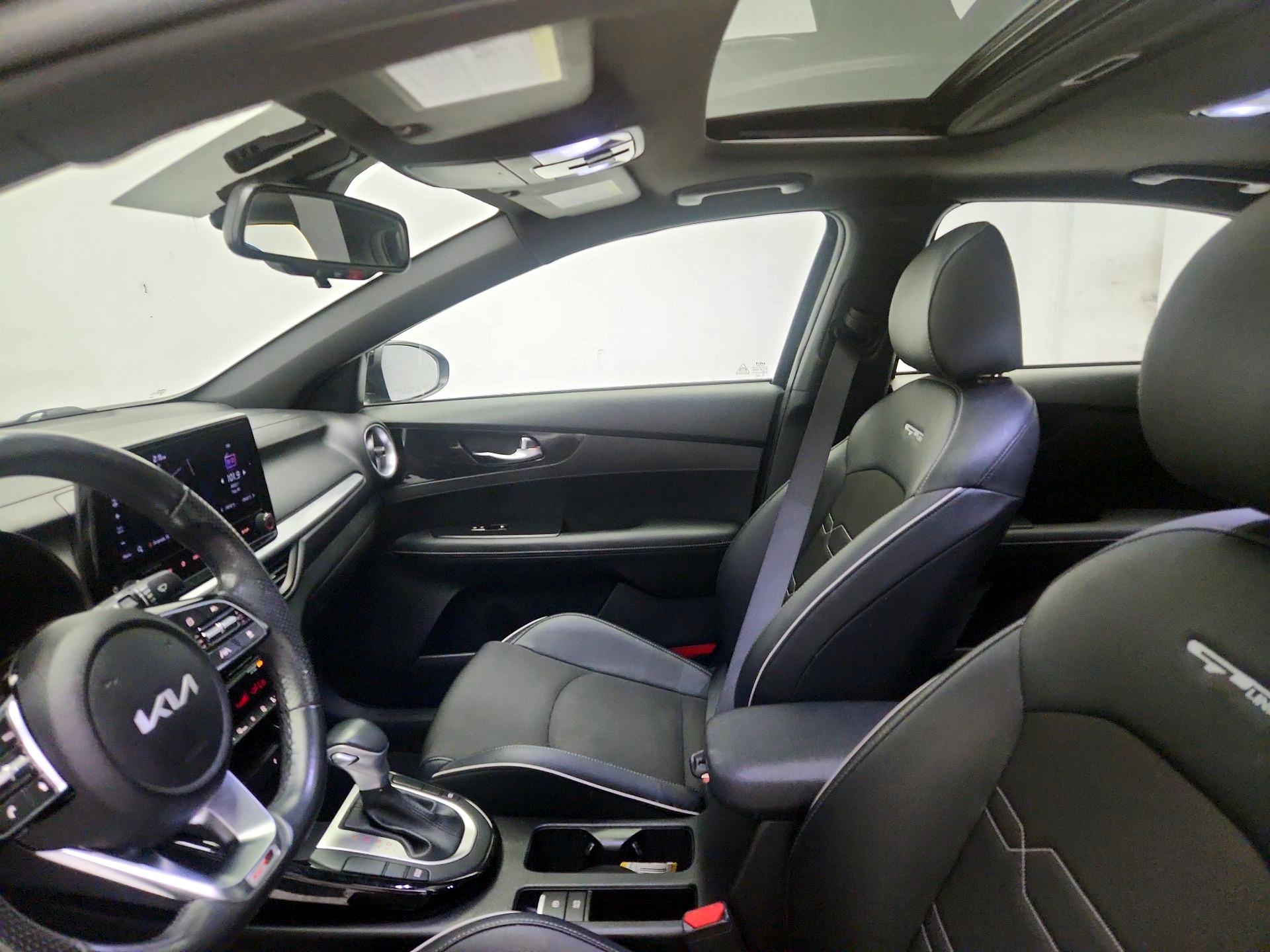 Thumbnail: 2023 Kia Forte - 20