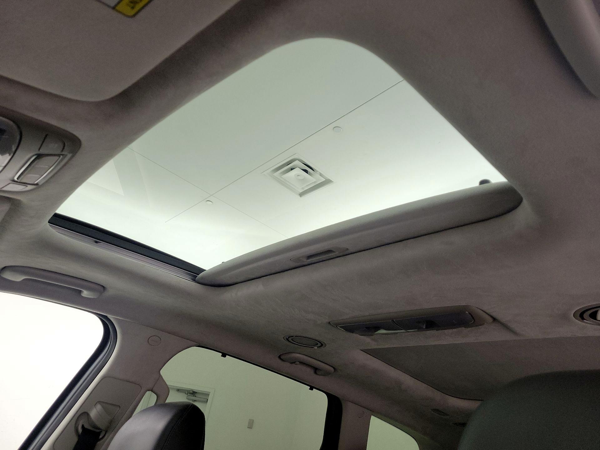 Thumbnail: 2020 Kia Telluride - 20