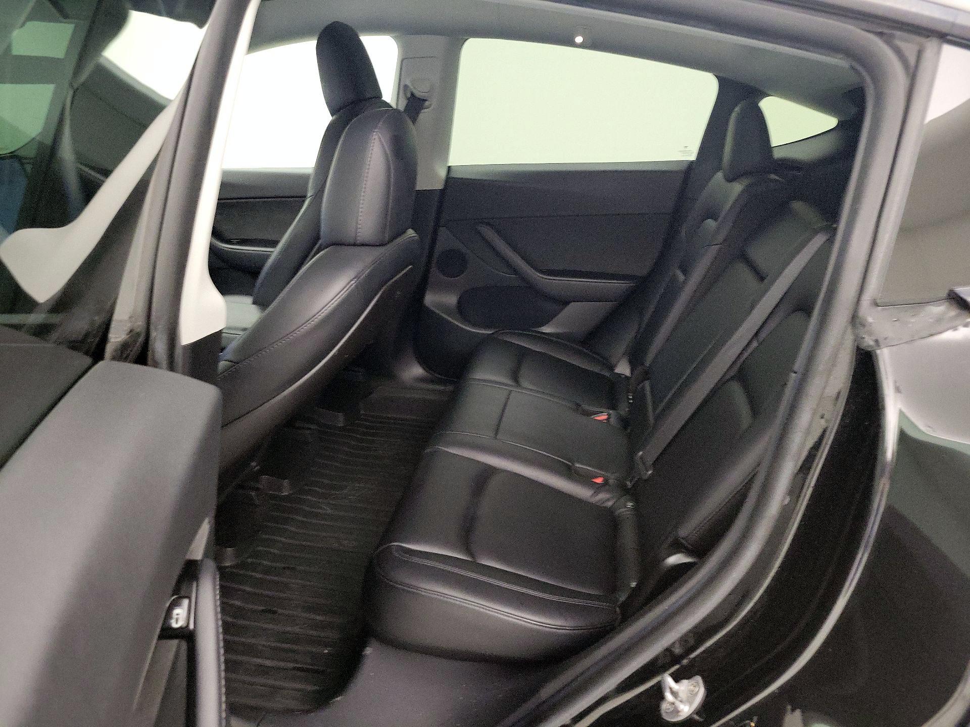 Thumbnail: 2020 Tesla Model Y - 17