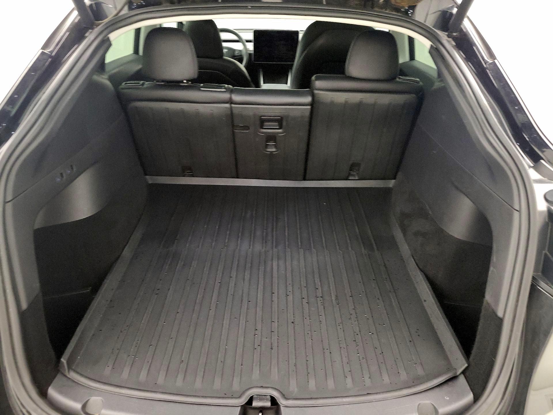 Thumbnail: 2020 Tesla Model Y - 18