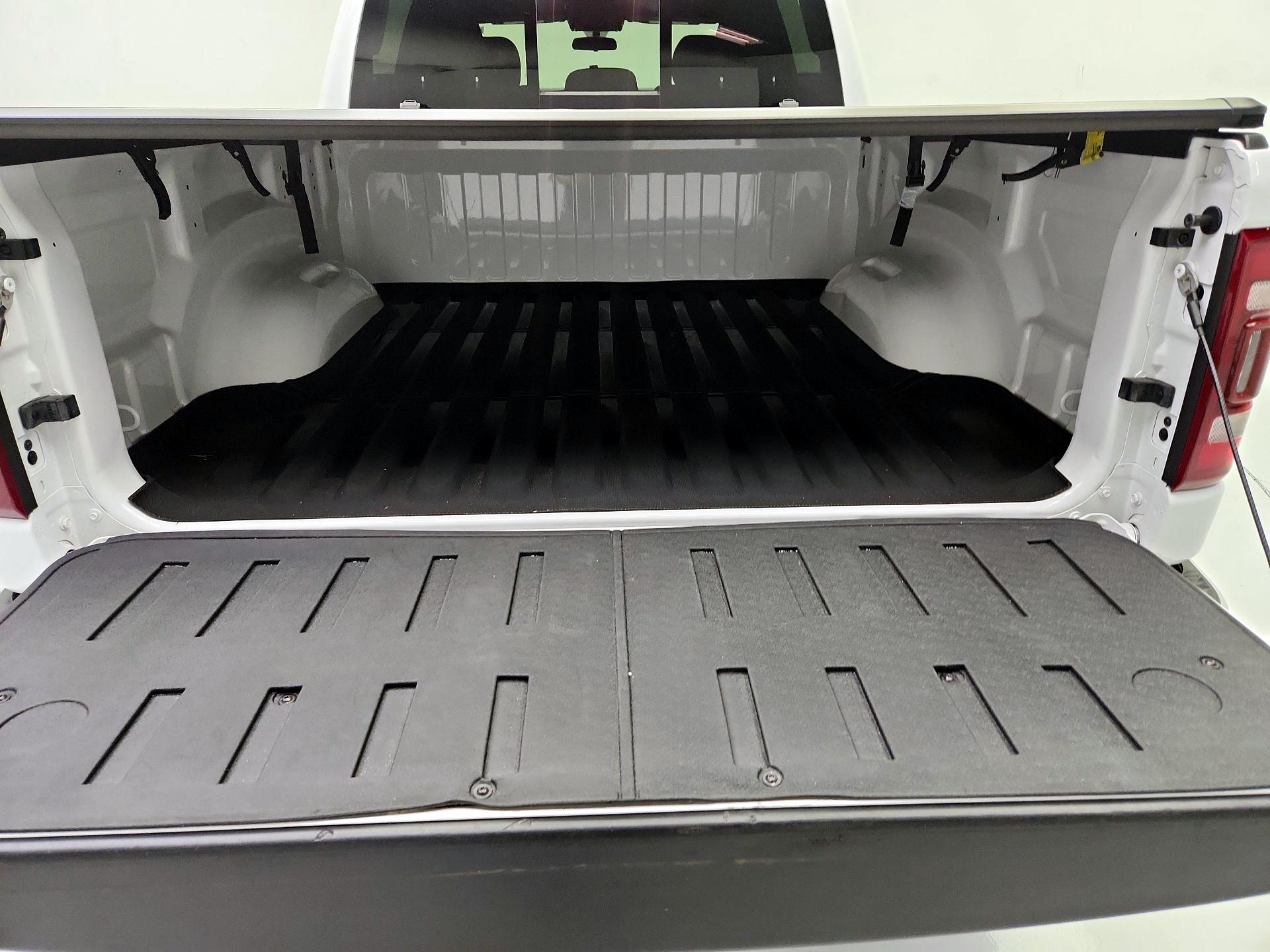 Thumbnail: 2024 RAM 1500 - 20