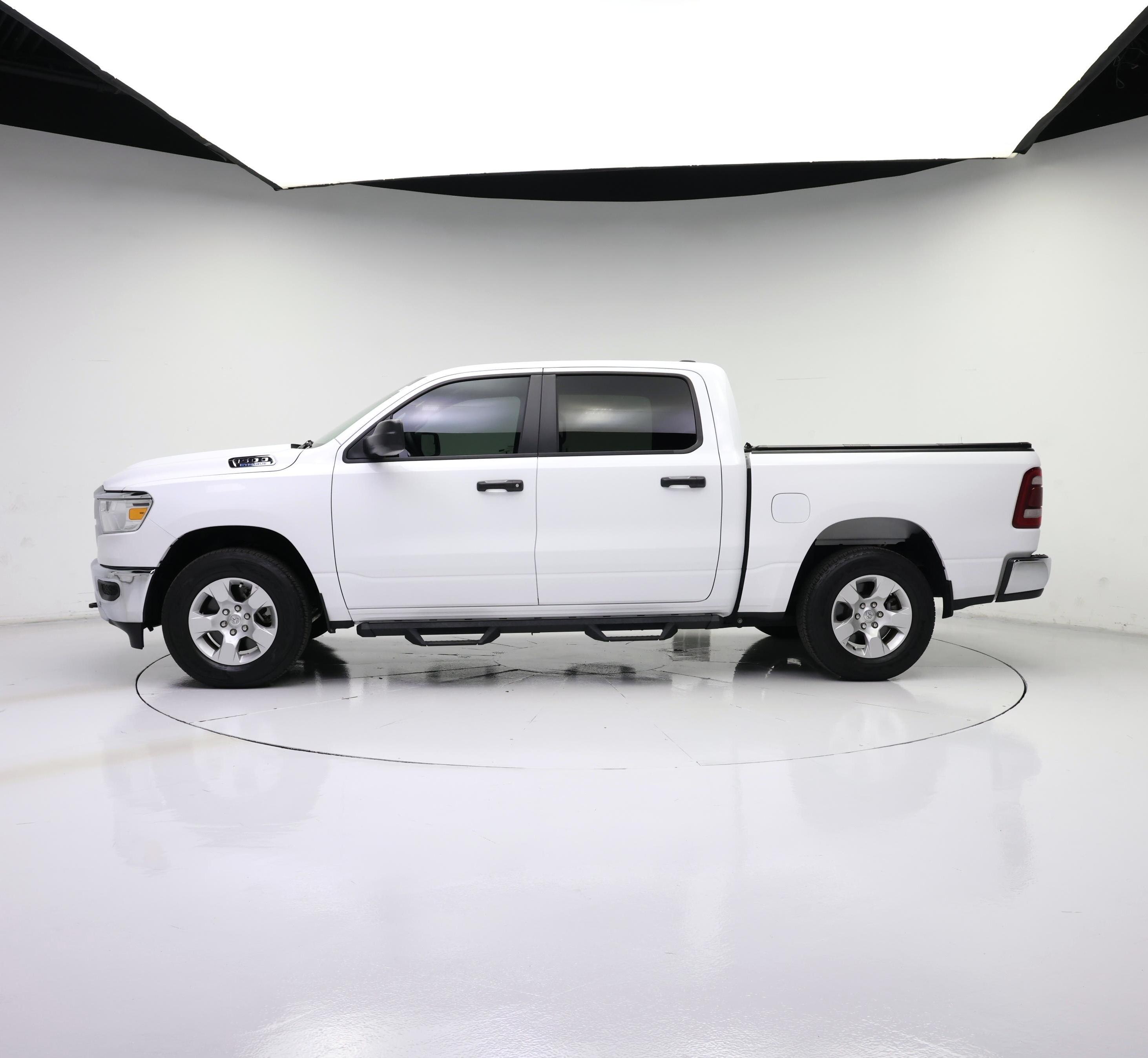Thumbnail: 2024 RAM 1500 - 3