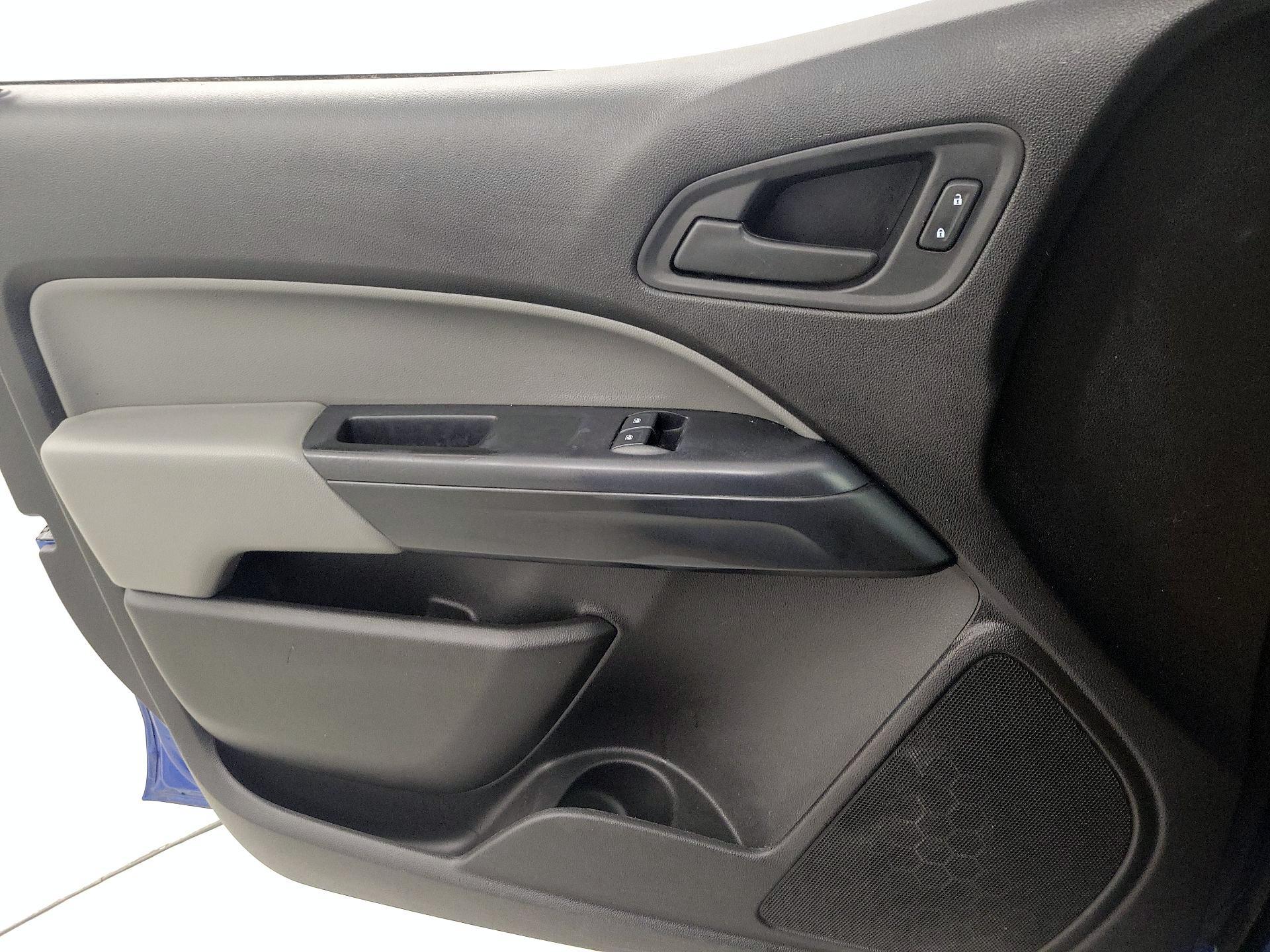 Thumbnail: 2019 Chevrolet Colorado - 12