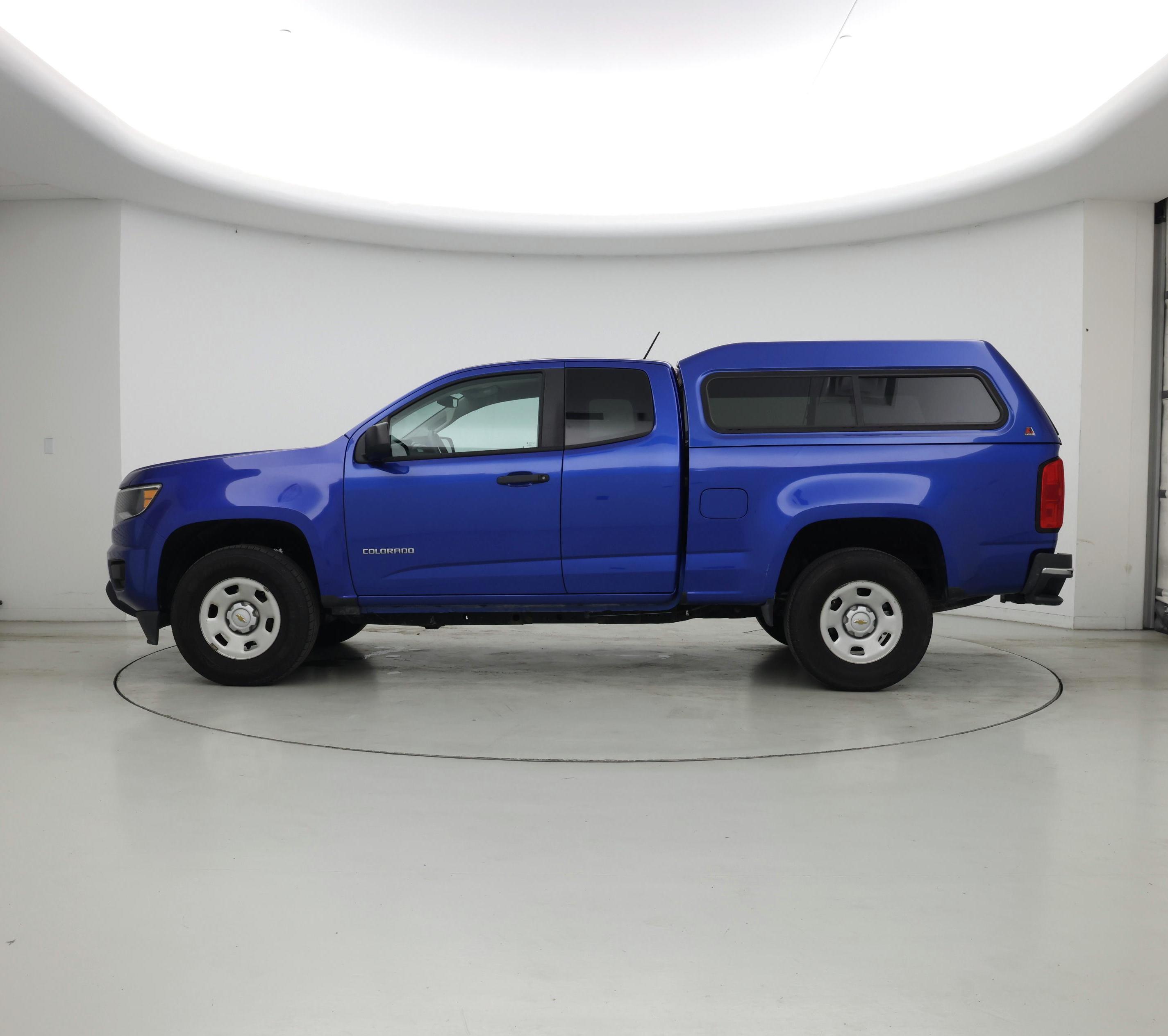 Thumbnail: 2019 Chevrolet Colorado - 3