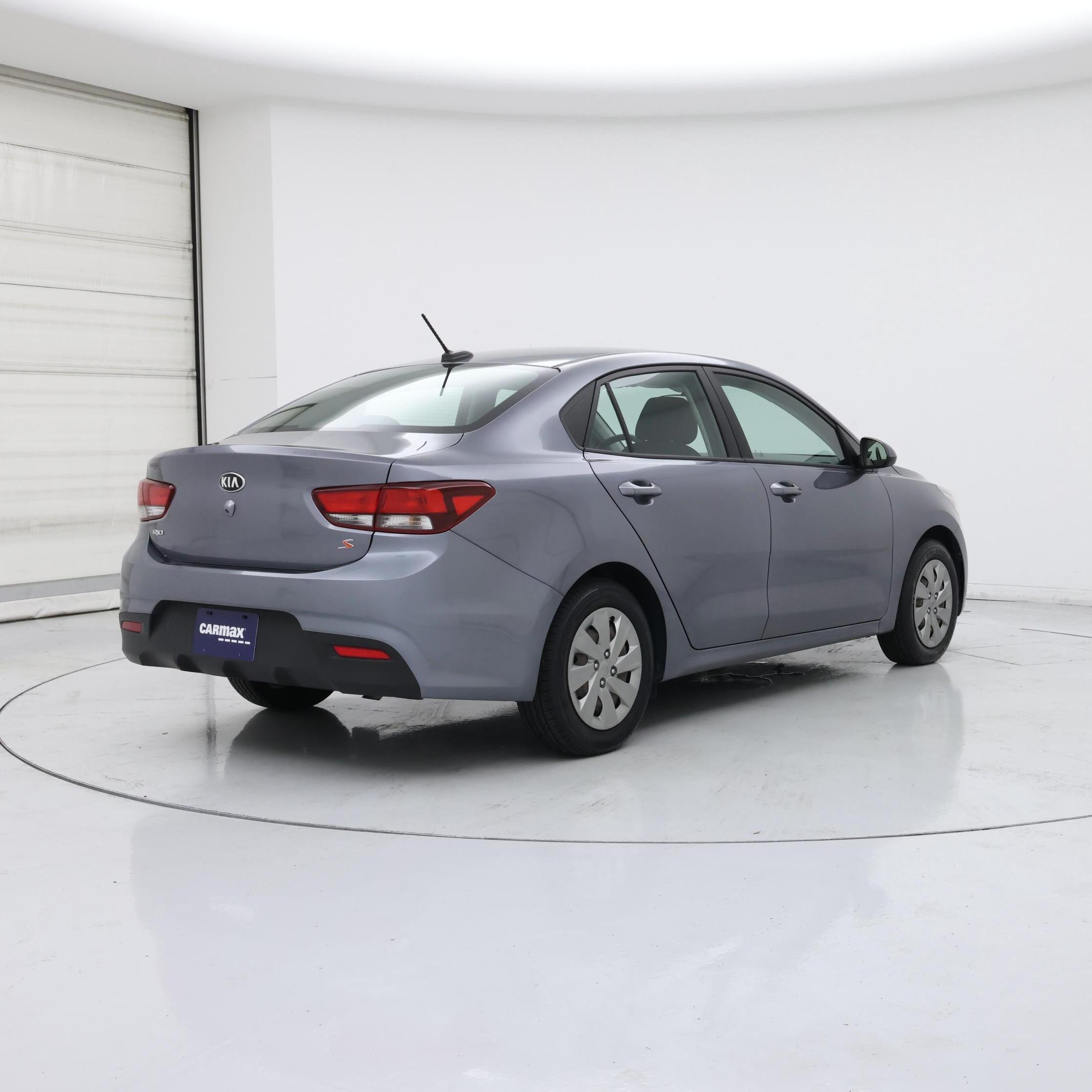 Thumbnail: 2020 Kia Rio - 8