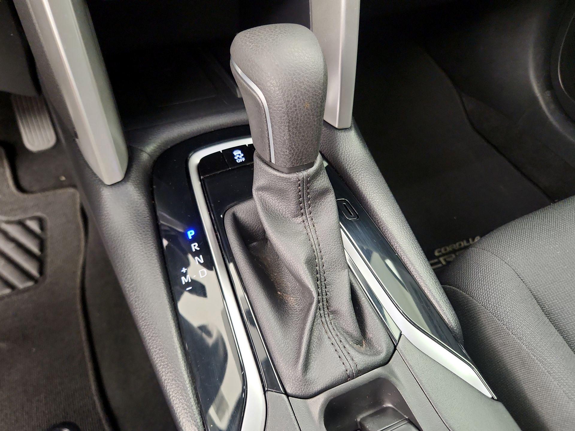 Thumbnail: 2022 Toyota Corolla Cross - 17