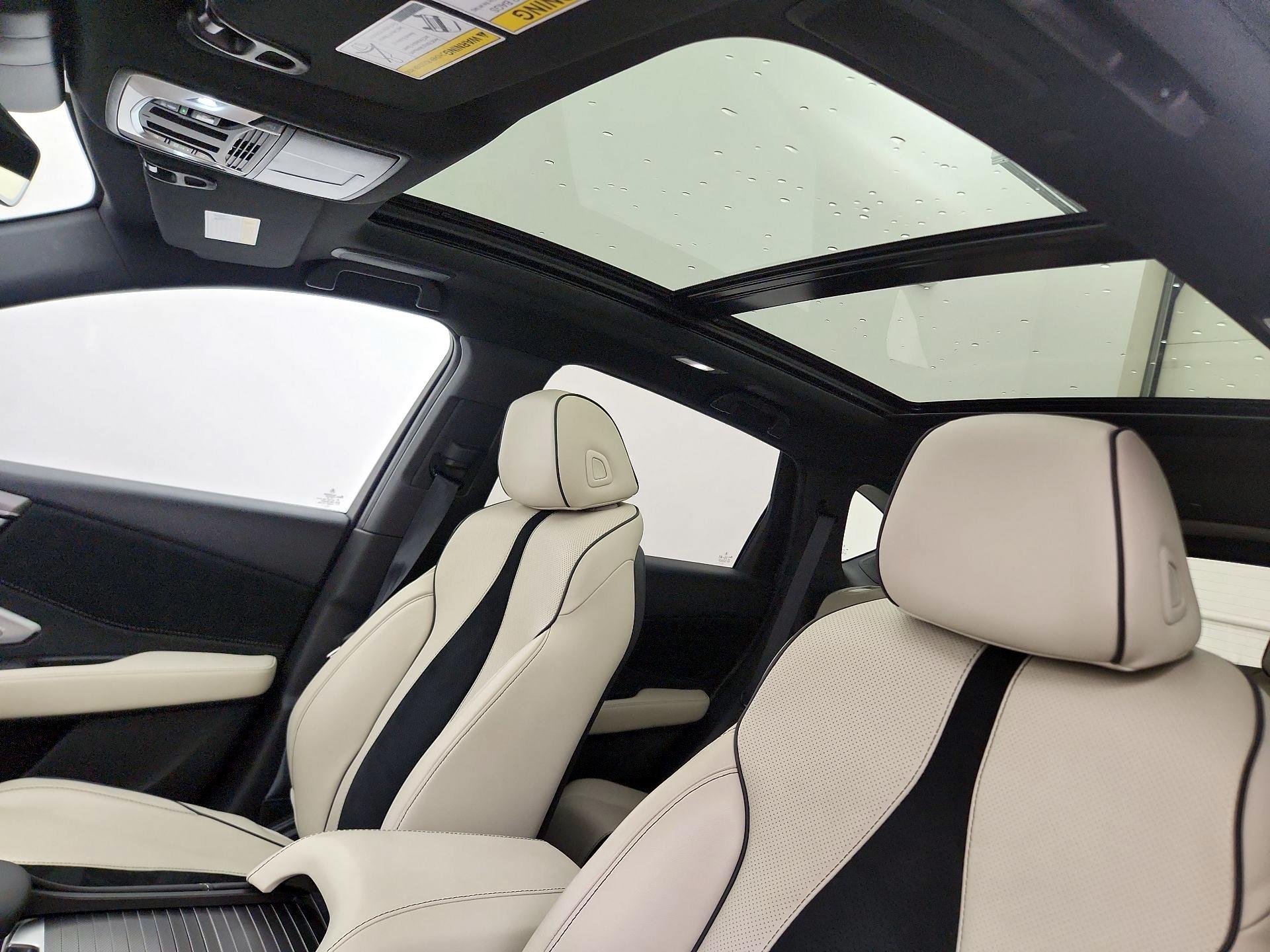 Thumbnail: 2024 Acura RDX - 20