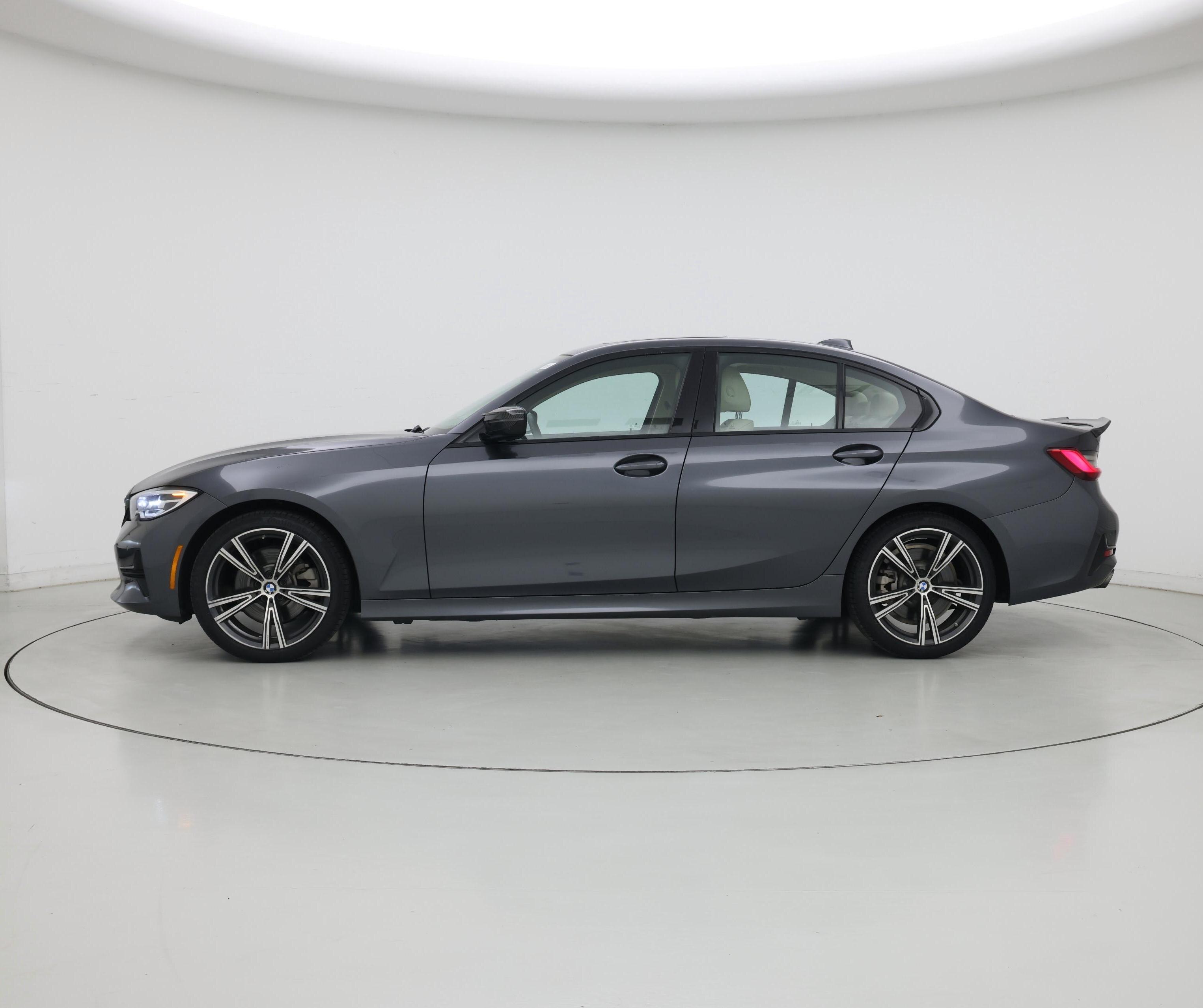Thumbnail: 2019 BMW 3 Series - 3