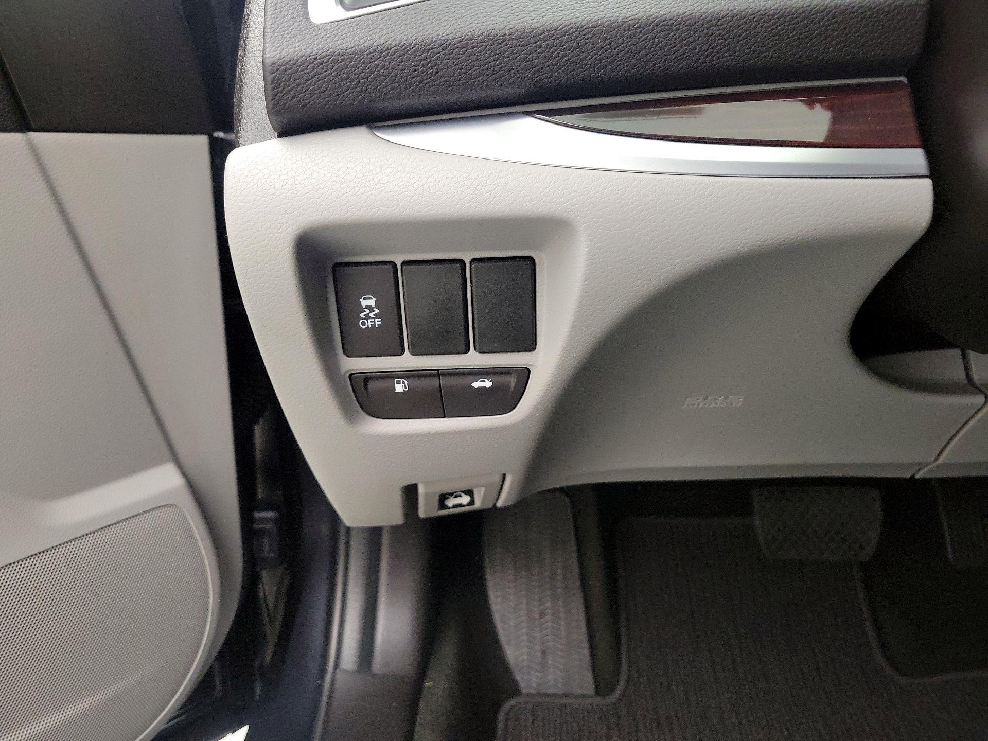 Thumbnail: 2016 Acura TLX - 13