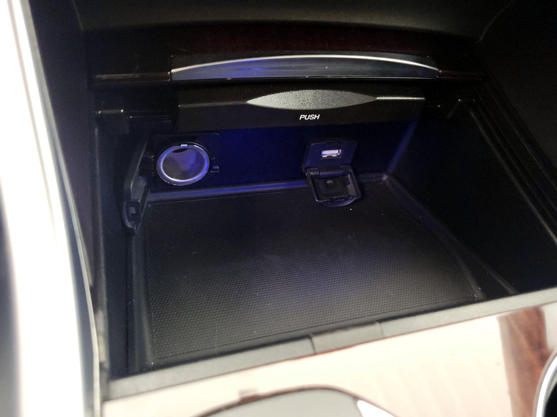 Thumbnail: 2016 Acura TLX - 18