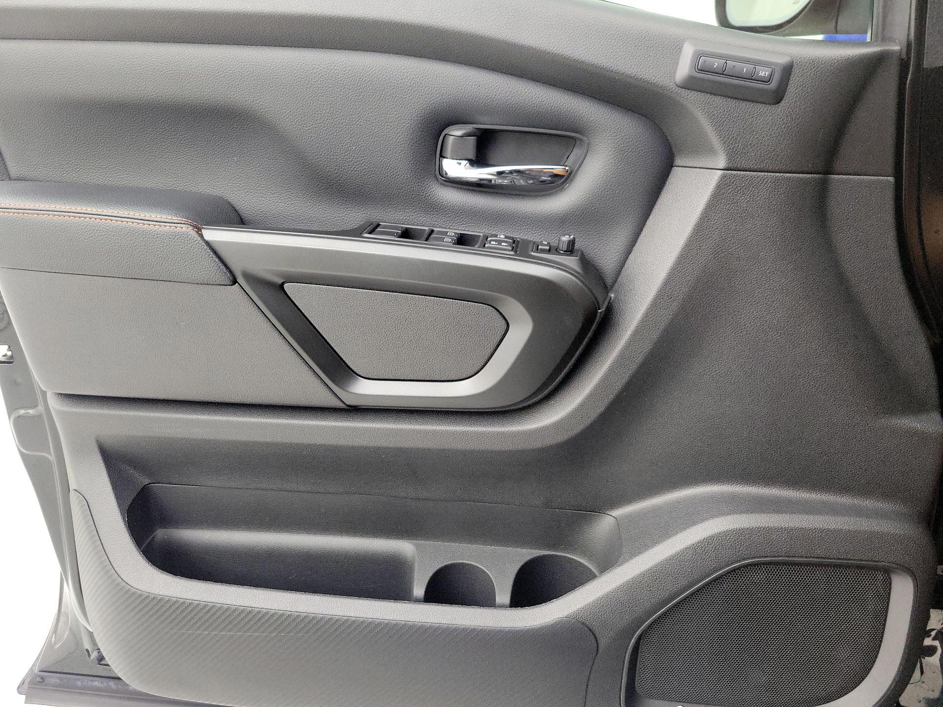 Thumbnail: 2024 Nissan Titan - 12