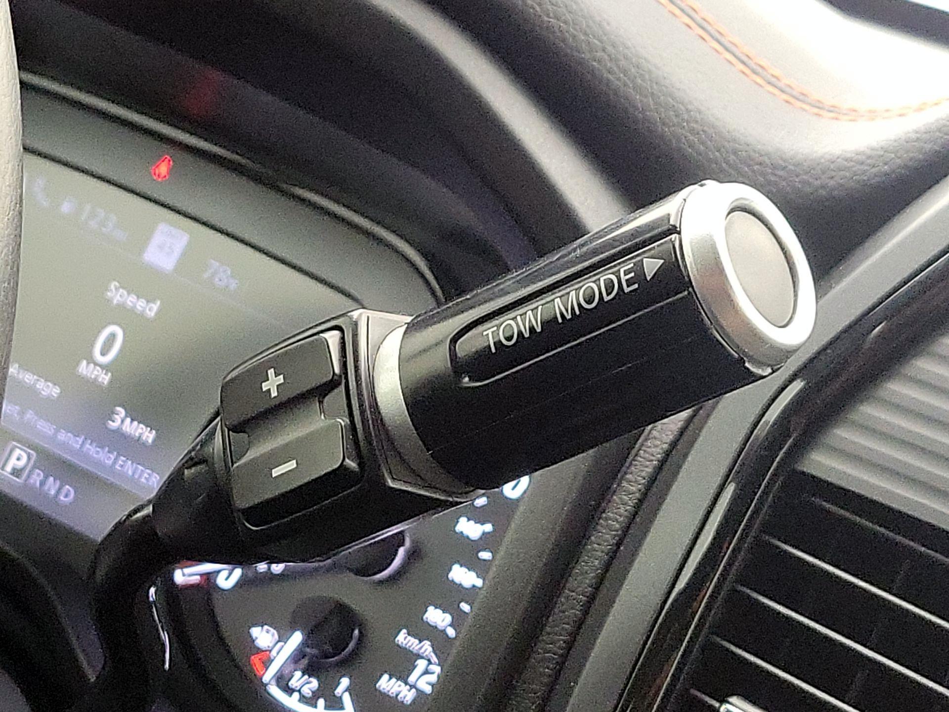 Thumbnail: 2024 Nissan Titan - 18