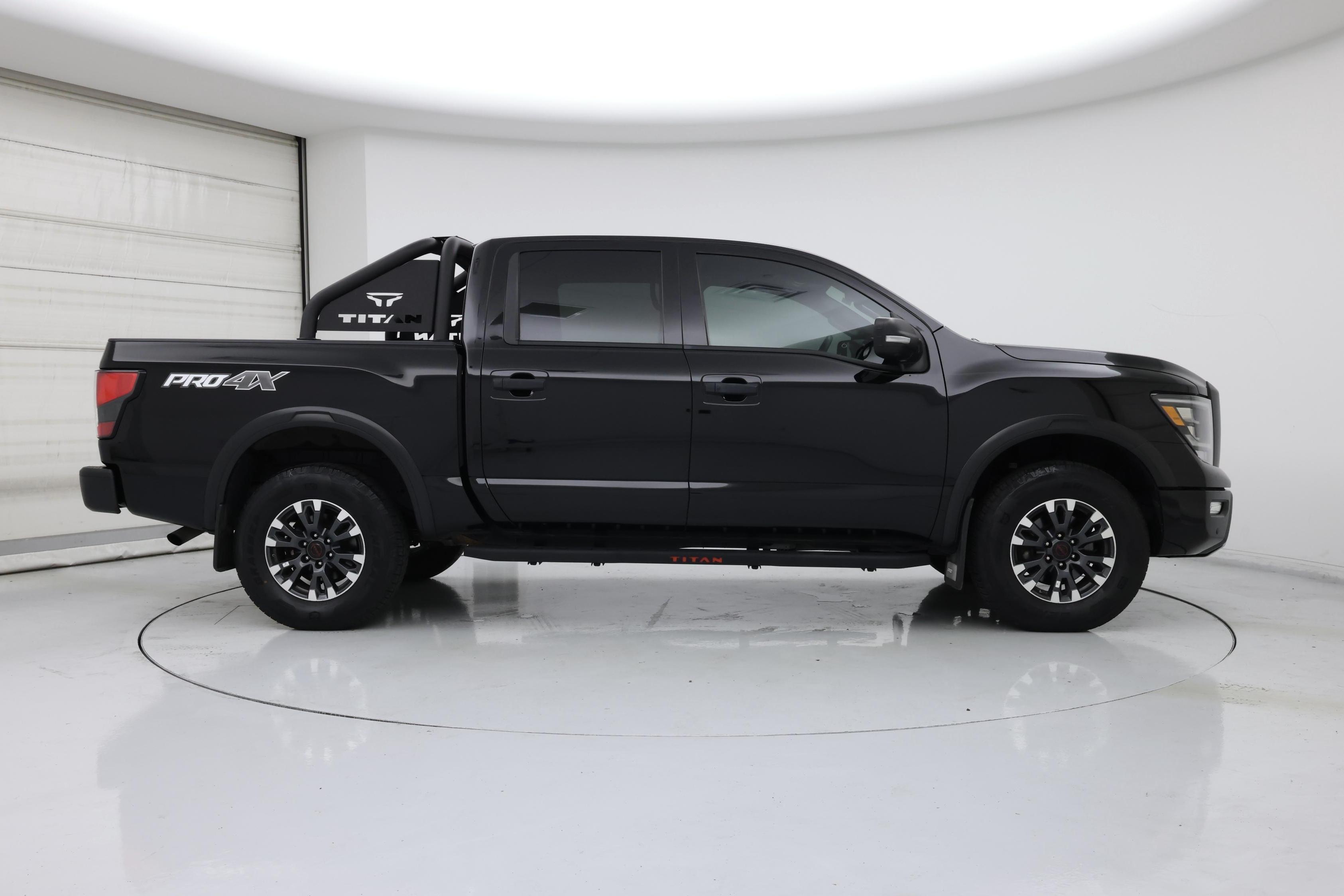 Thumbnail: 2024 Nissan Titan - 7