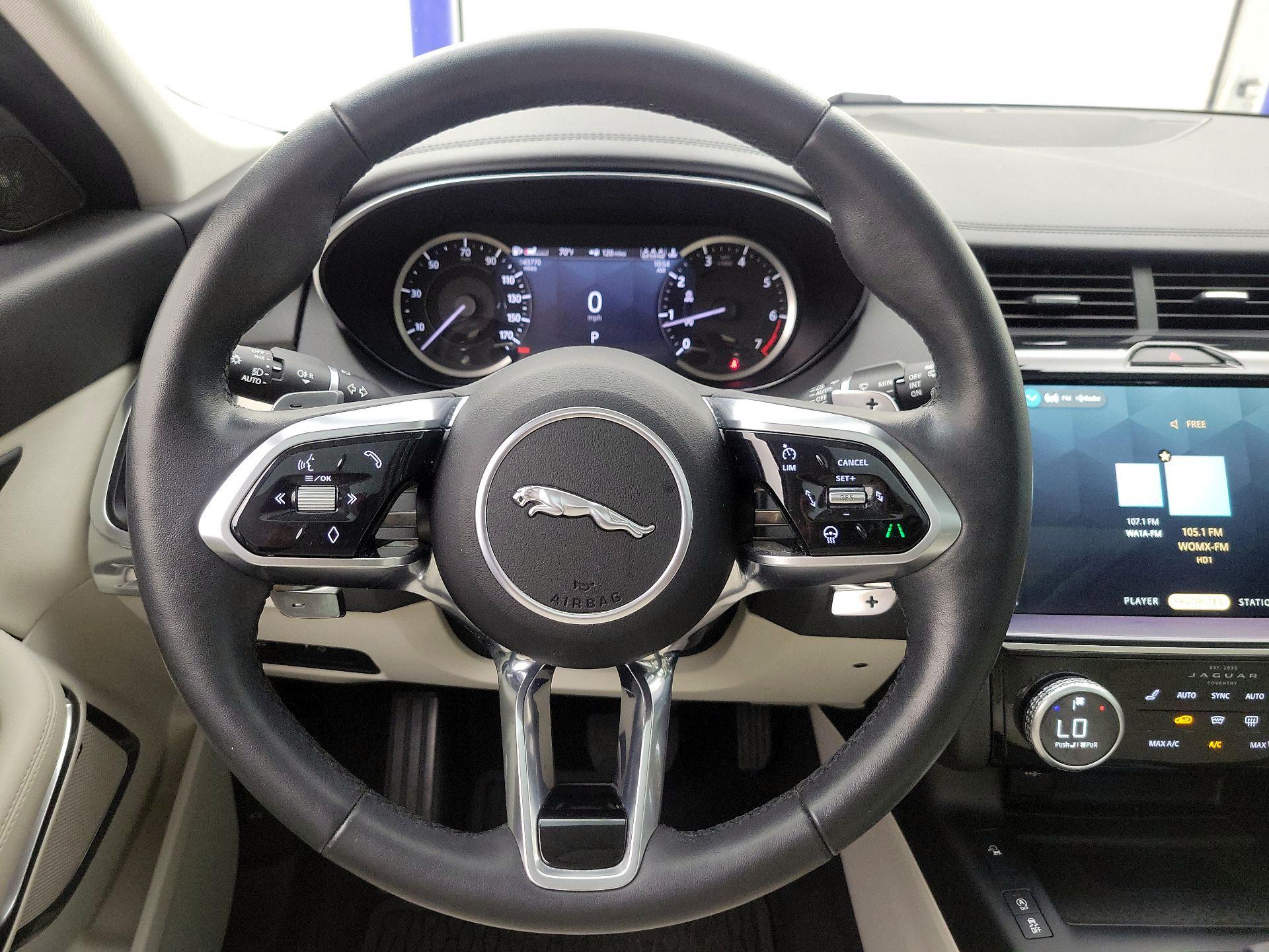 Thumbnail: 2023 Jaguar E-Pace - 10