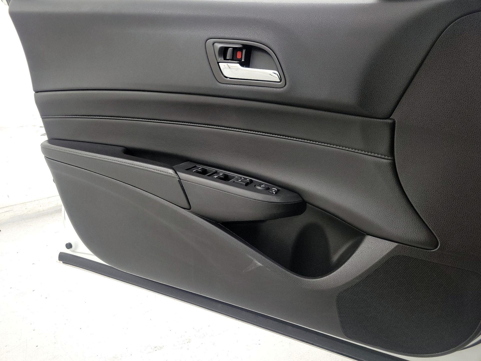 Thumbnail: 2015 Acura ILX - 12