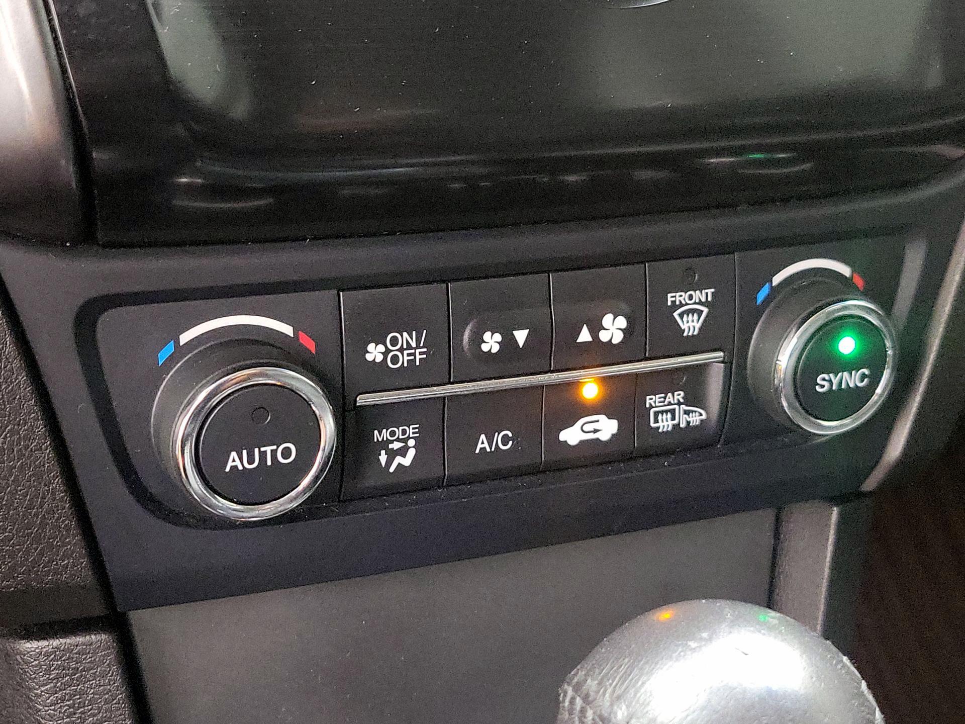 Thumbnail: 2015 Acura ILX - 16