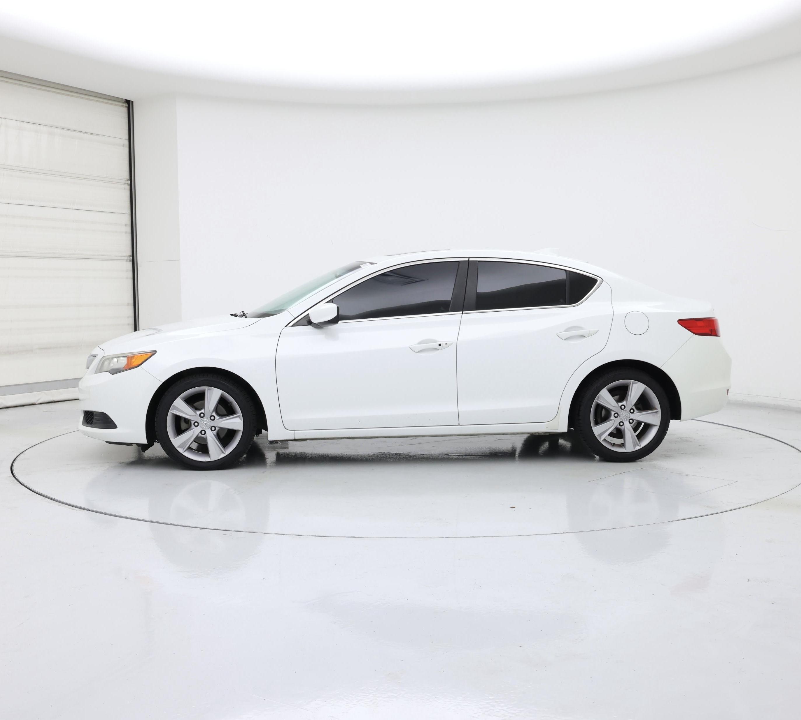 Thumbnail: 2015 Acura ILX - 3