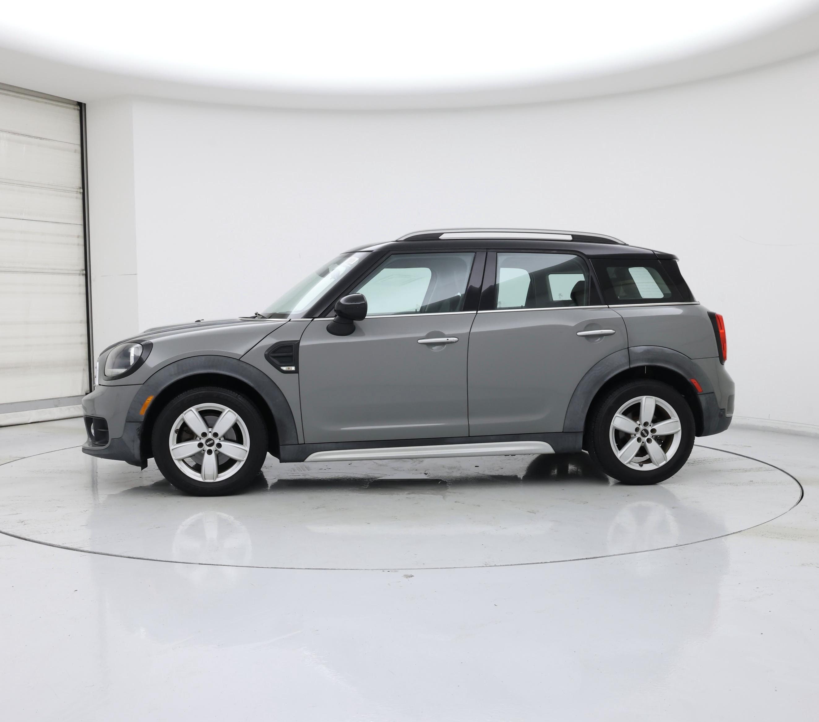 Thumbnail: 2017 MINI Cooper Countryman - 3