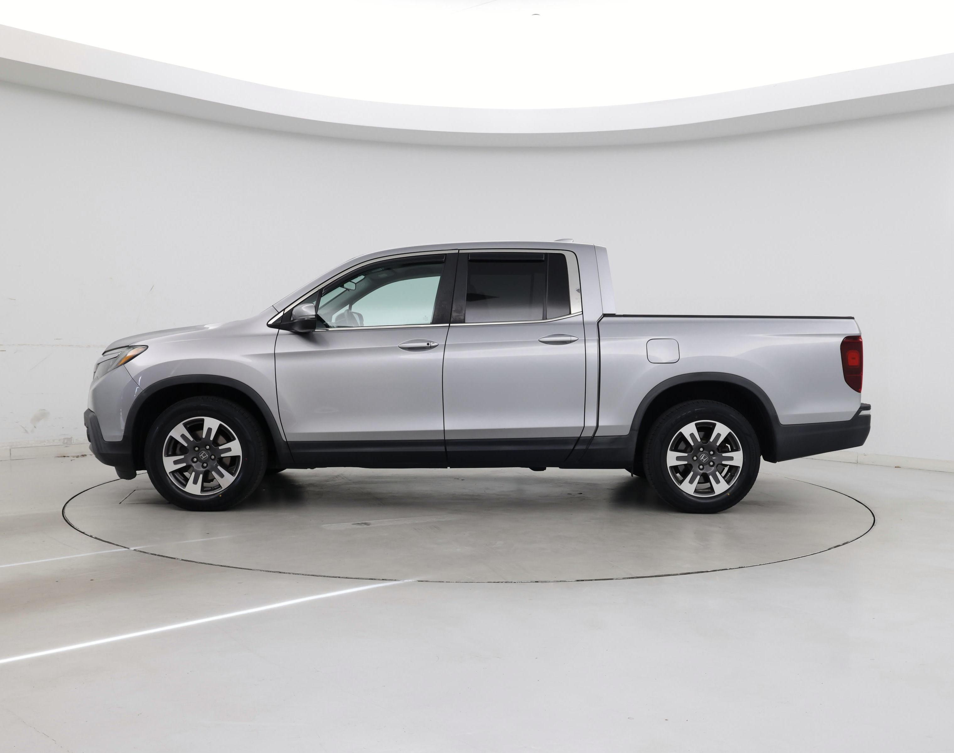 Thumbnail: 2019 Honda Ridgeline - 3