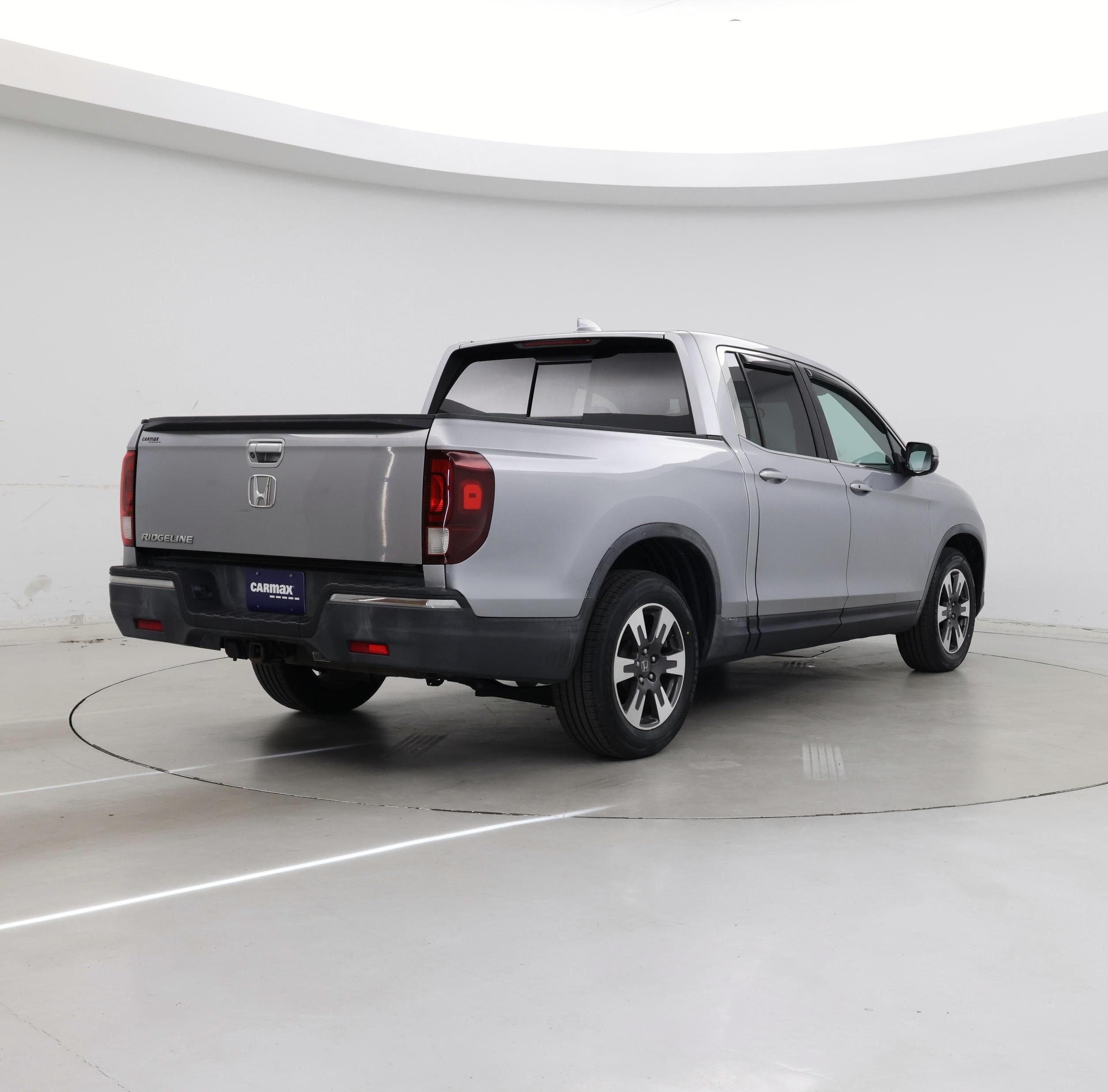 Thumbnail: 2019 Honda Ridgeline - 8